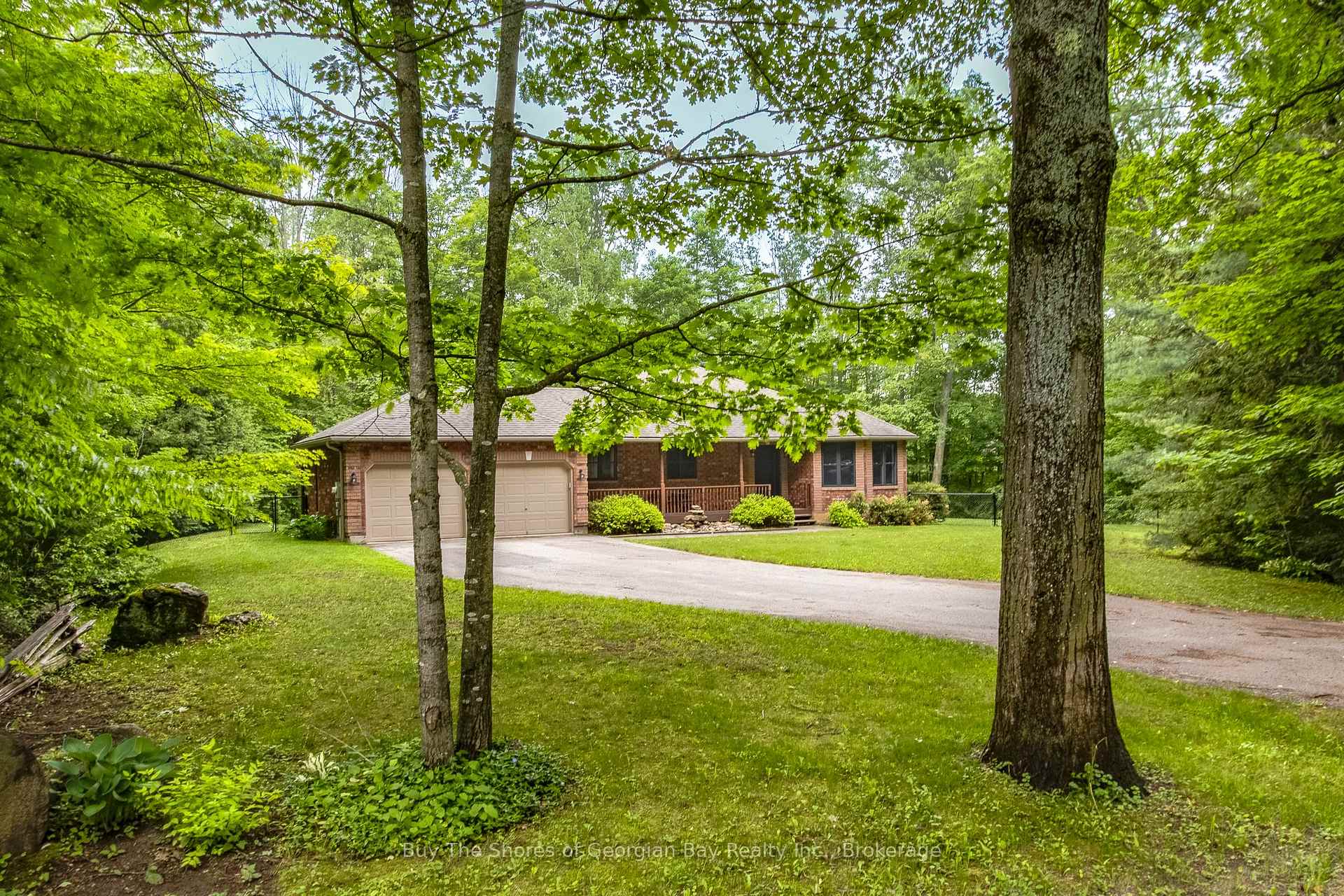 Photo 3 of 2367 MacDonald Road, Springwater, Rural Springwater — HOMEH