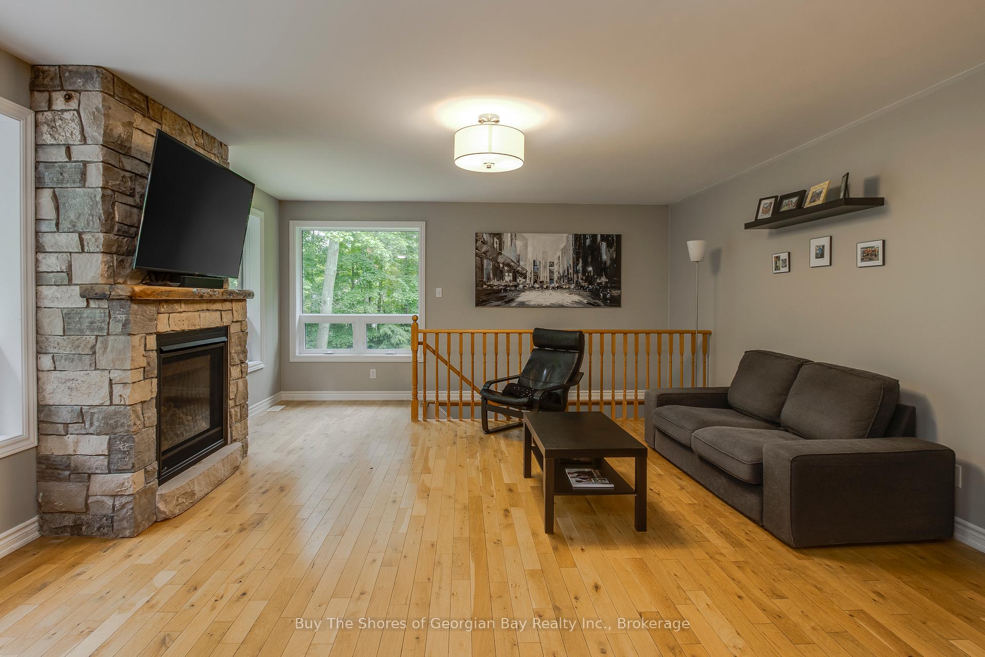 Photo 7 of 2367 MacDonald Road, Springwater, Rural Springwater — HOMEH