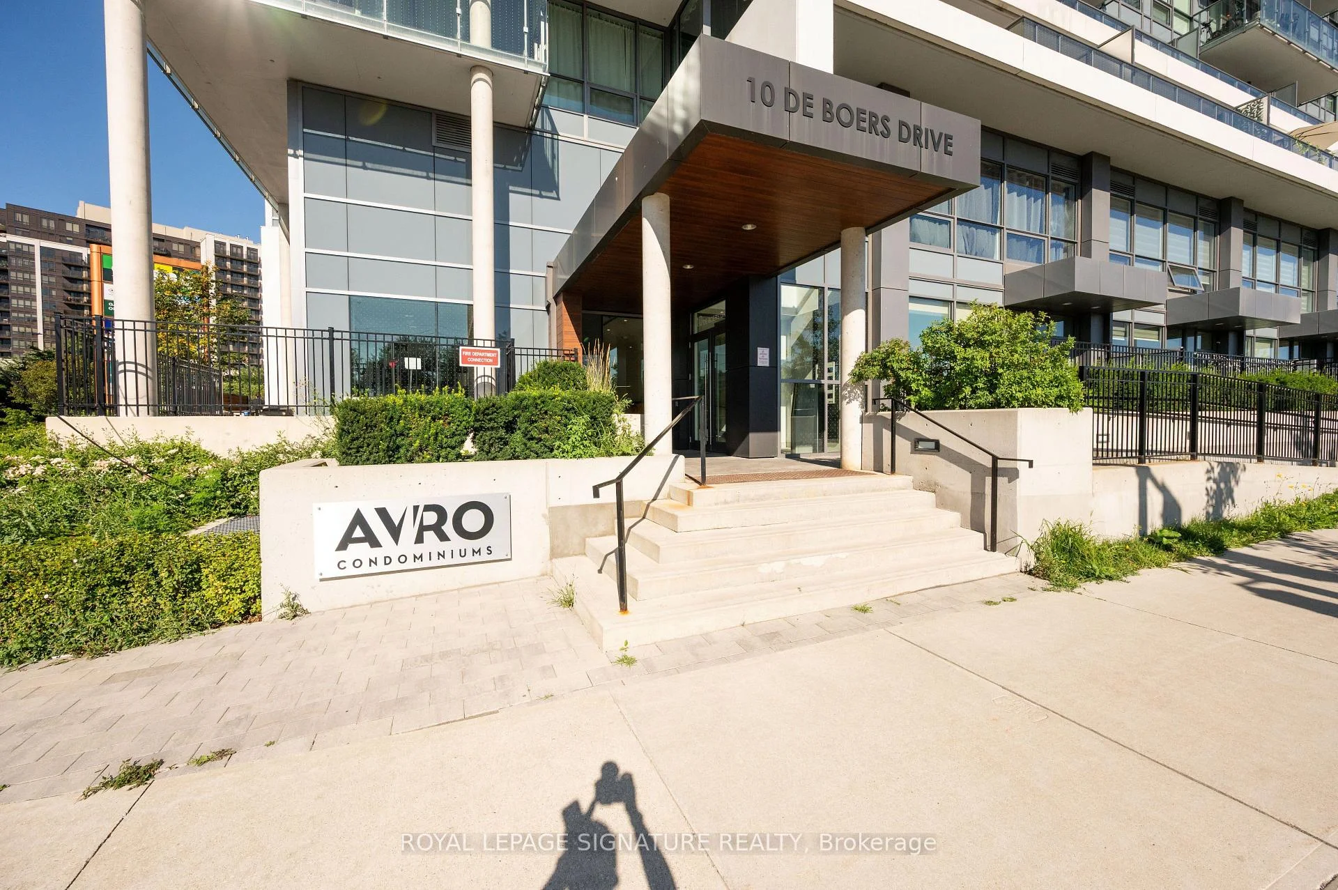 Photo 4 of Unit 710, 10 De Boers Drive, North York, York University Heights — HOMEH