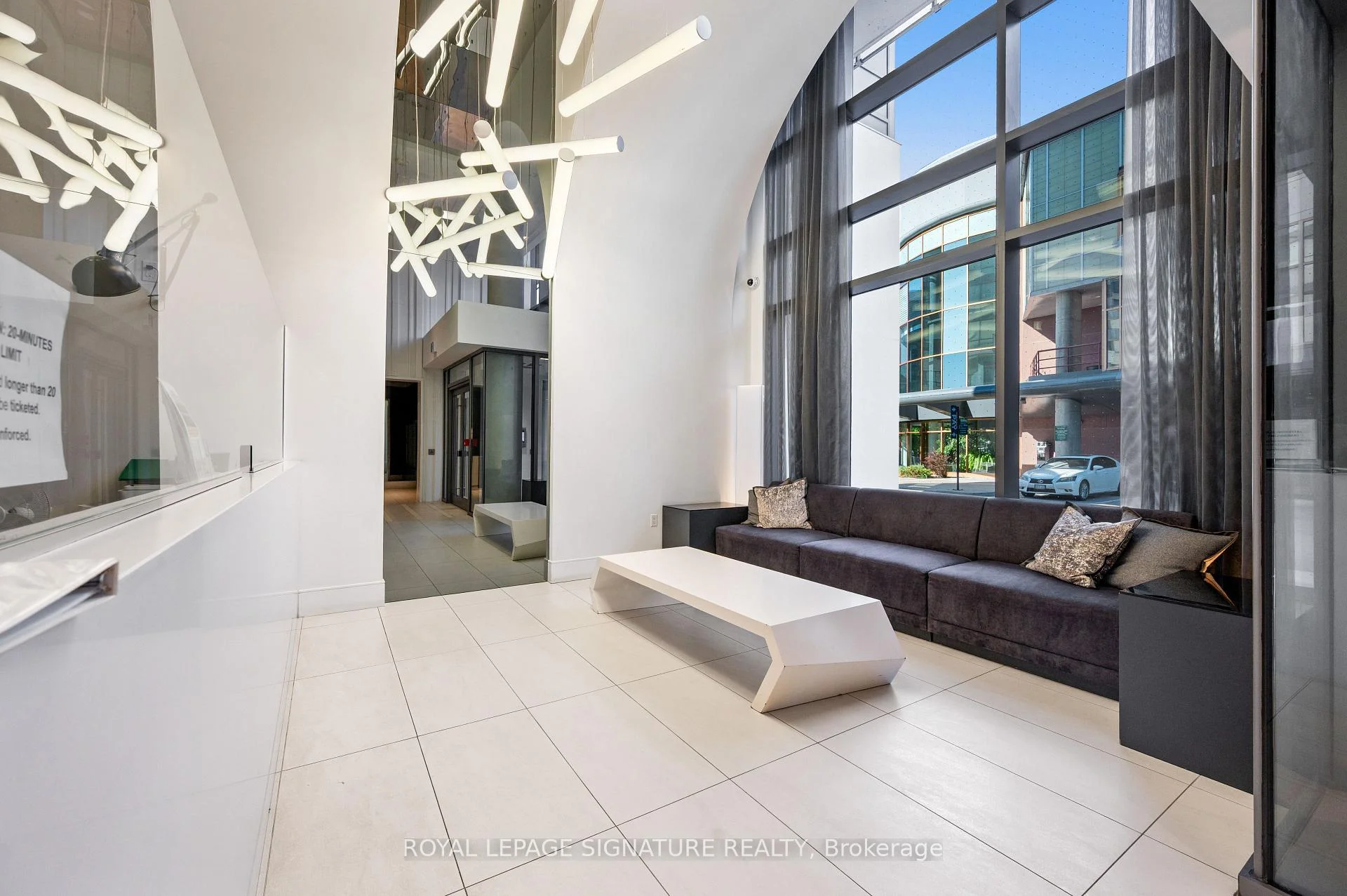 Photo 29 of Unit 710, 10 De Boers Drive, North York, York University Heights — HOMEH