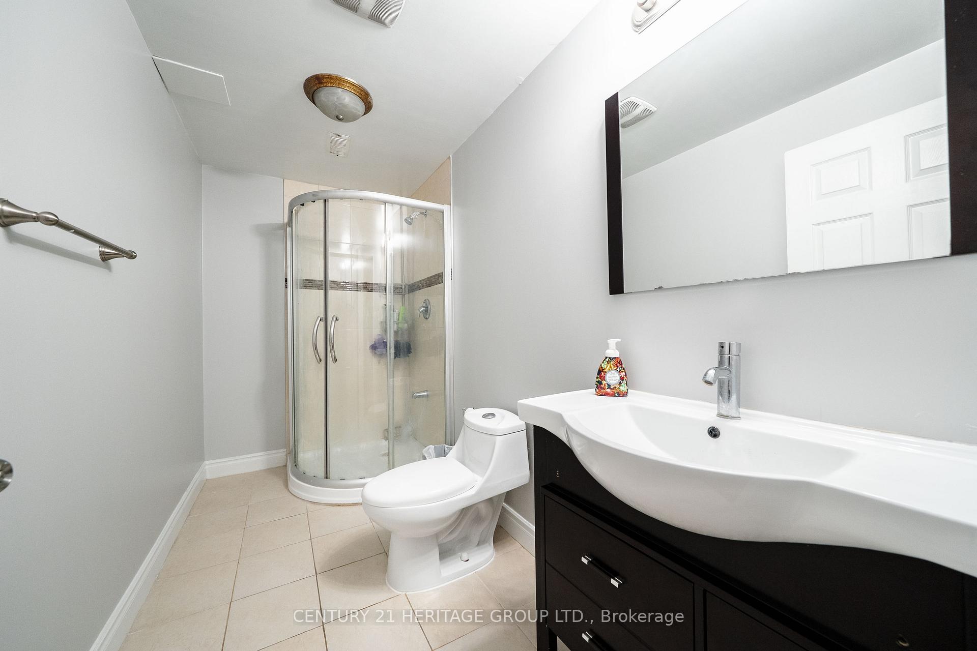 Photo 28 of 2211 Old Rutherford Road, Vaughan, Maple — HOMEH