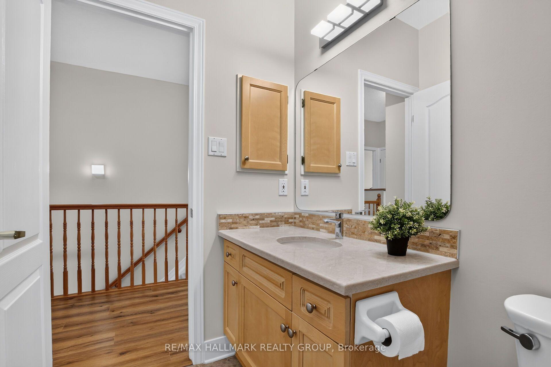 Photo 10 of 79 Sable Run Drive, Ottawa, Stittsville (Central) — HOMEH