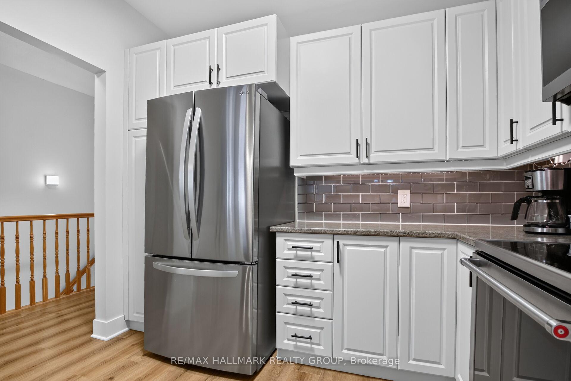 Photo 13 of 79 Sable Run Drive, Ottawa, Stittsville (Central) — HOMEH