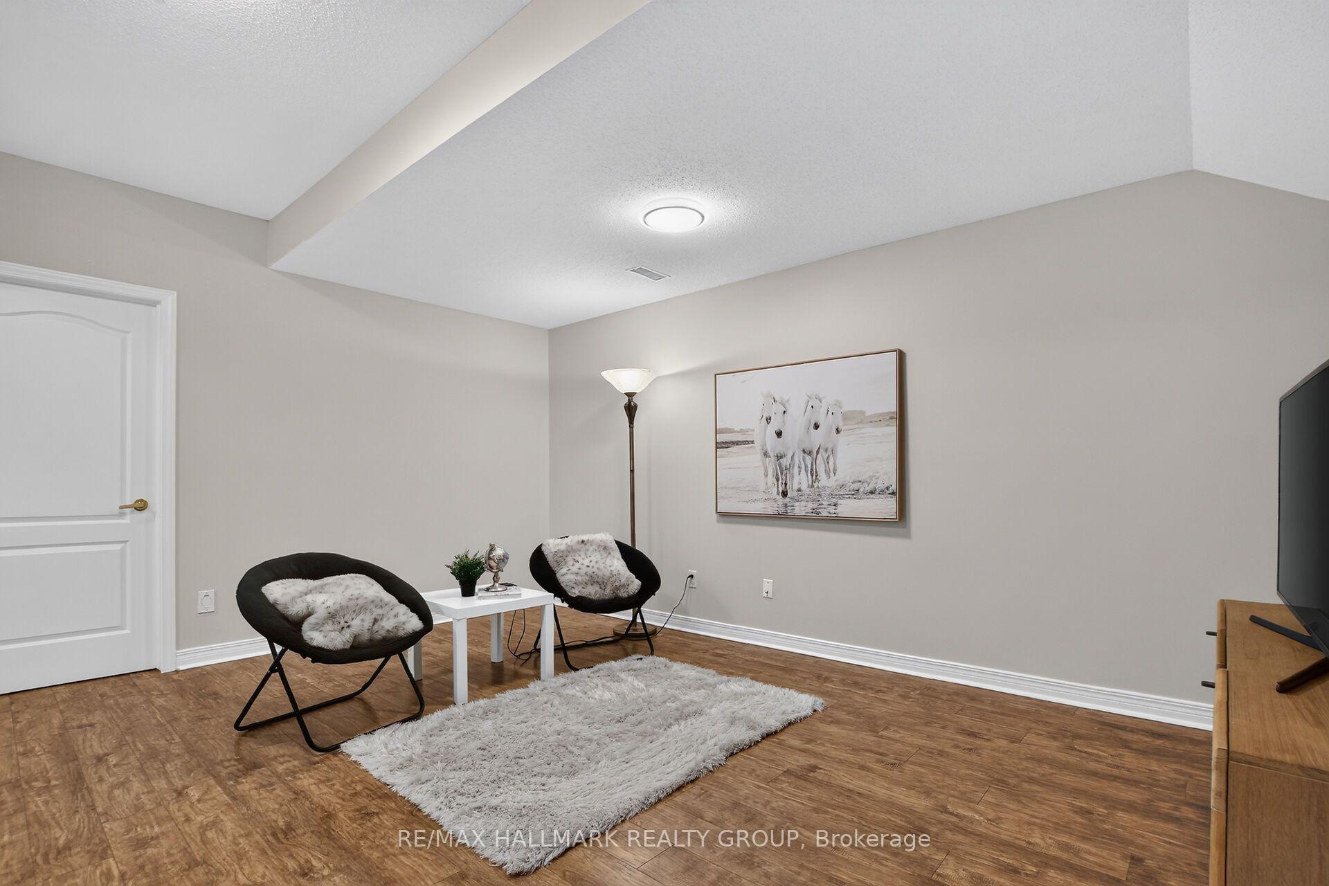Photo 35 of 79 Sable Run Drive, Ottawa, Stittsville (Central) — HOMEH