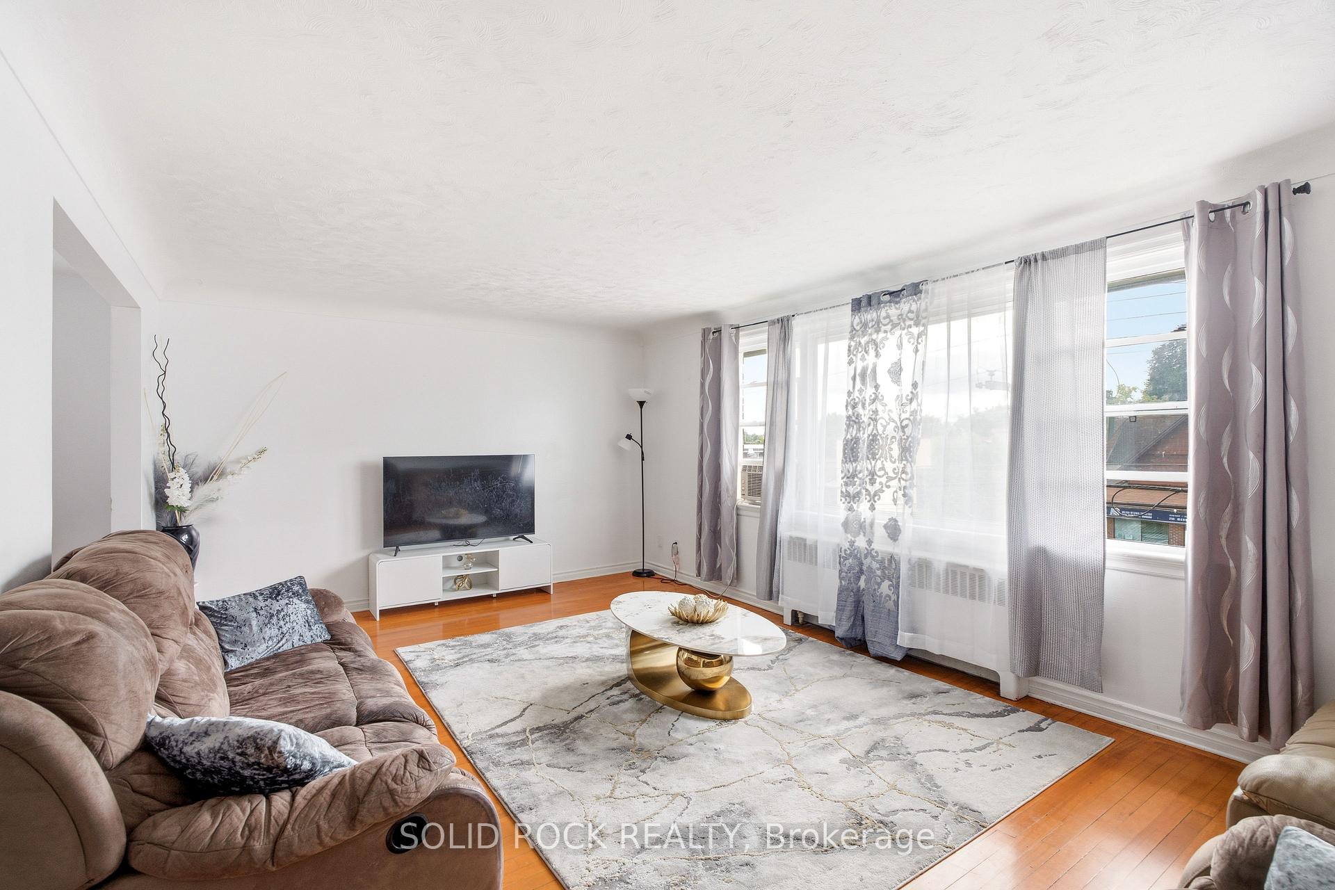 Photo 11 of 289 Mcarthur Avenue, Ottawa, Vanier — HOMEH
