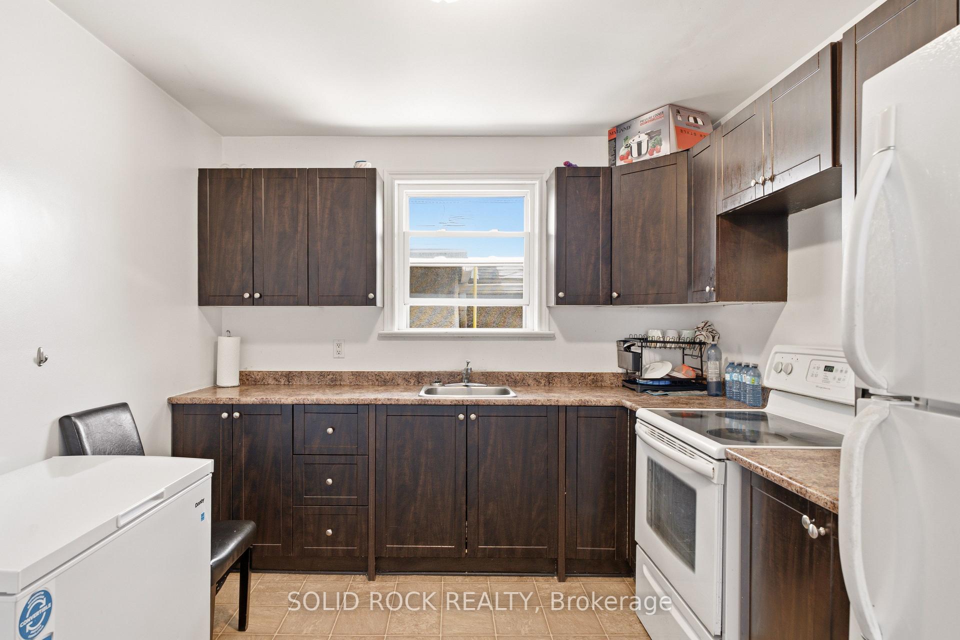 Photo 16 of 289 Mcarthur Avenue, Ottawa, Vanier — HOMEH