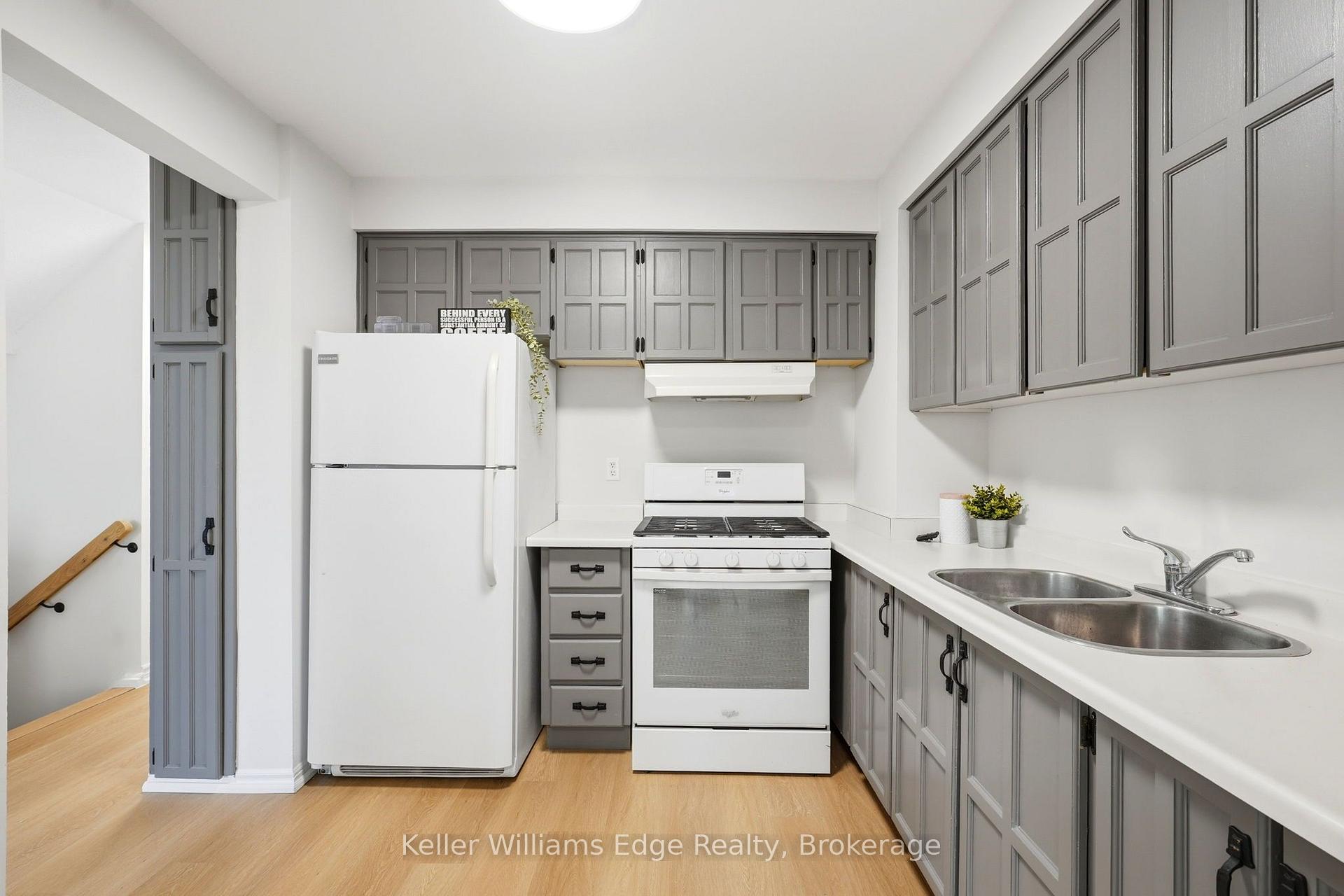 Photo 15 of Unit 23, 333 Meadows Boulevard, Mississauga, Rathwood — HOMEH