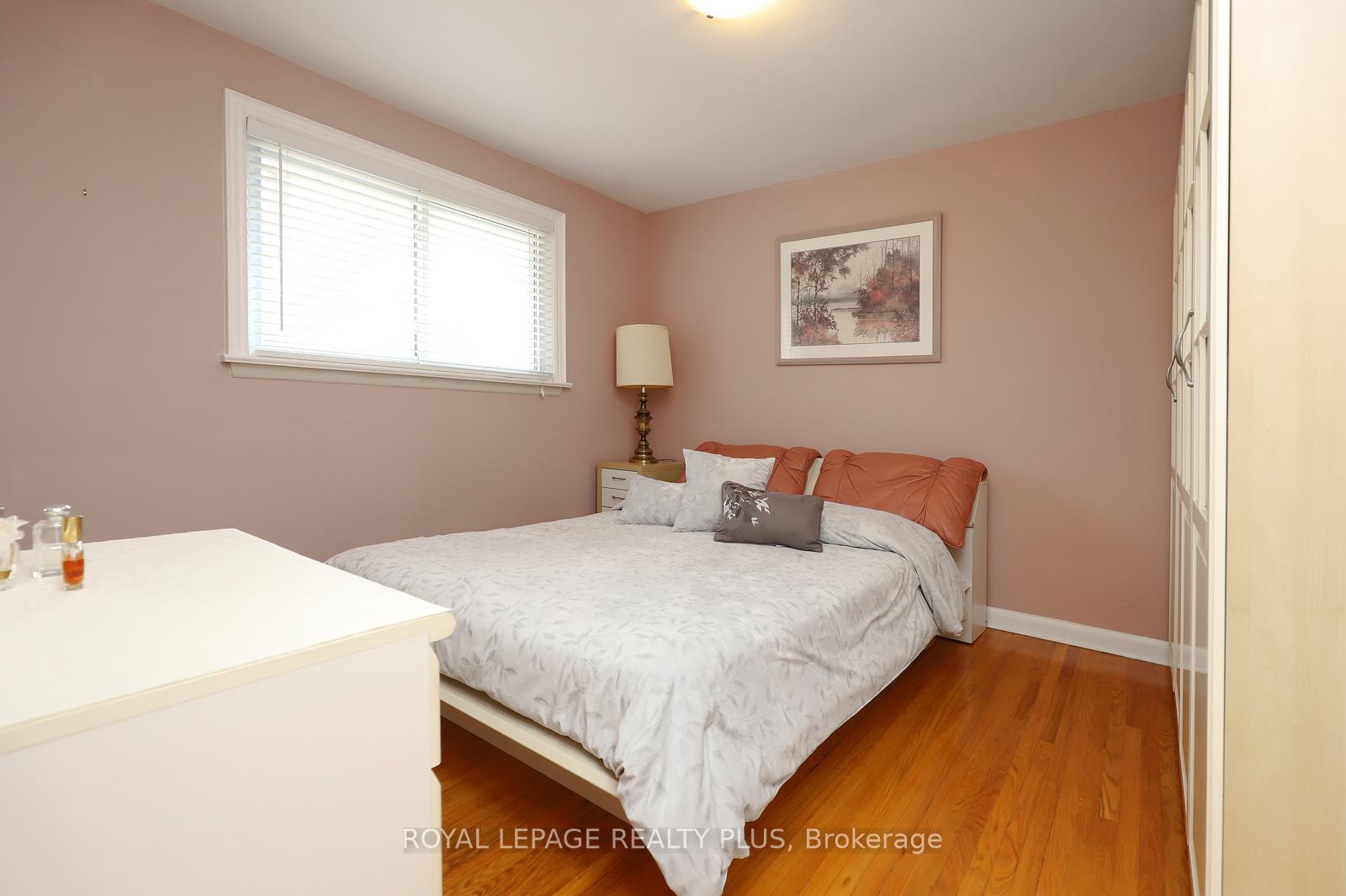 Photo 16 of 2694 Truscott Drive, Mississauga, Clarkson — HOMEH
