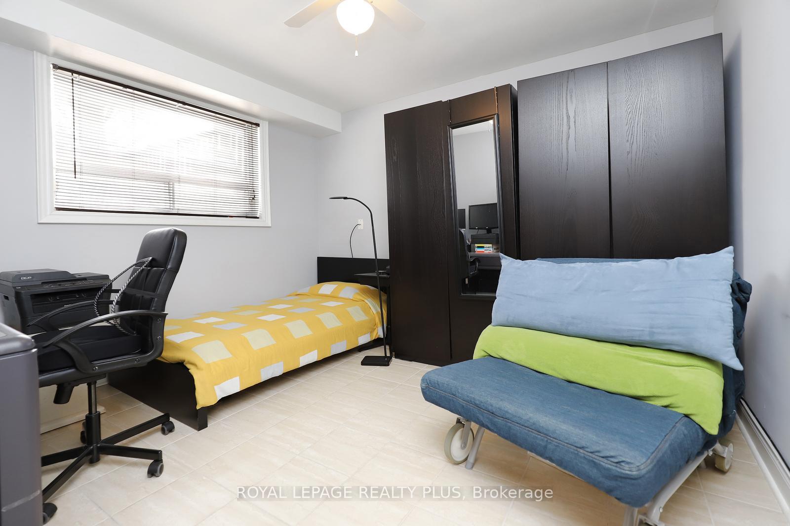 Photo 20 of 2694 Truscott Drive, Mississauga, Clarkson — HOMEH