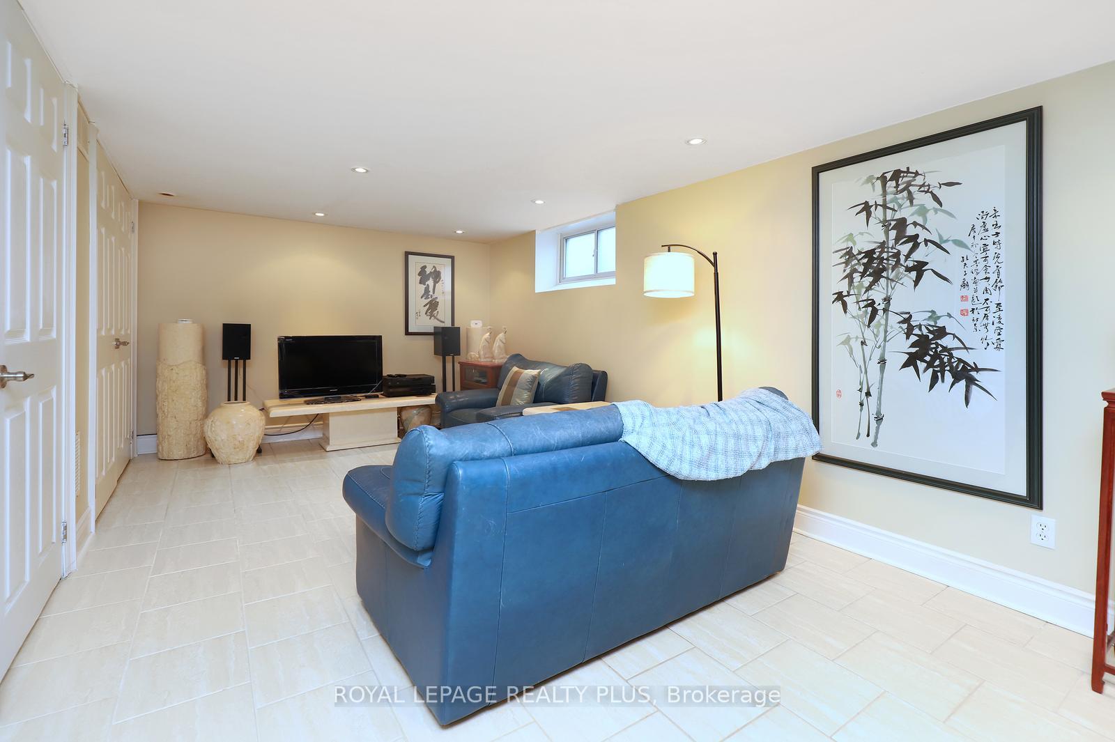 Photo 25 of 2694 Truscott Drive, Mississauga, Clarkson — HOMEH