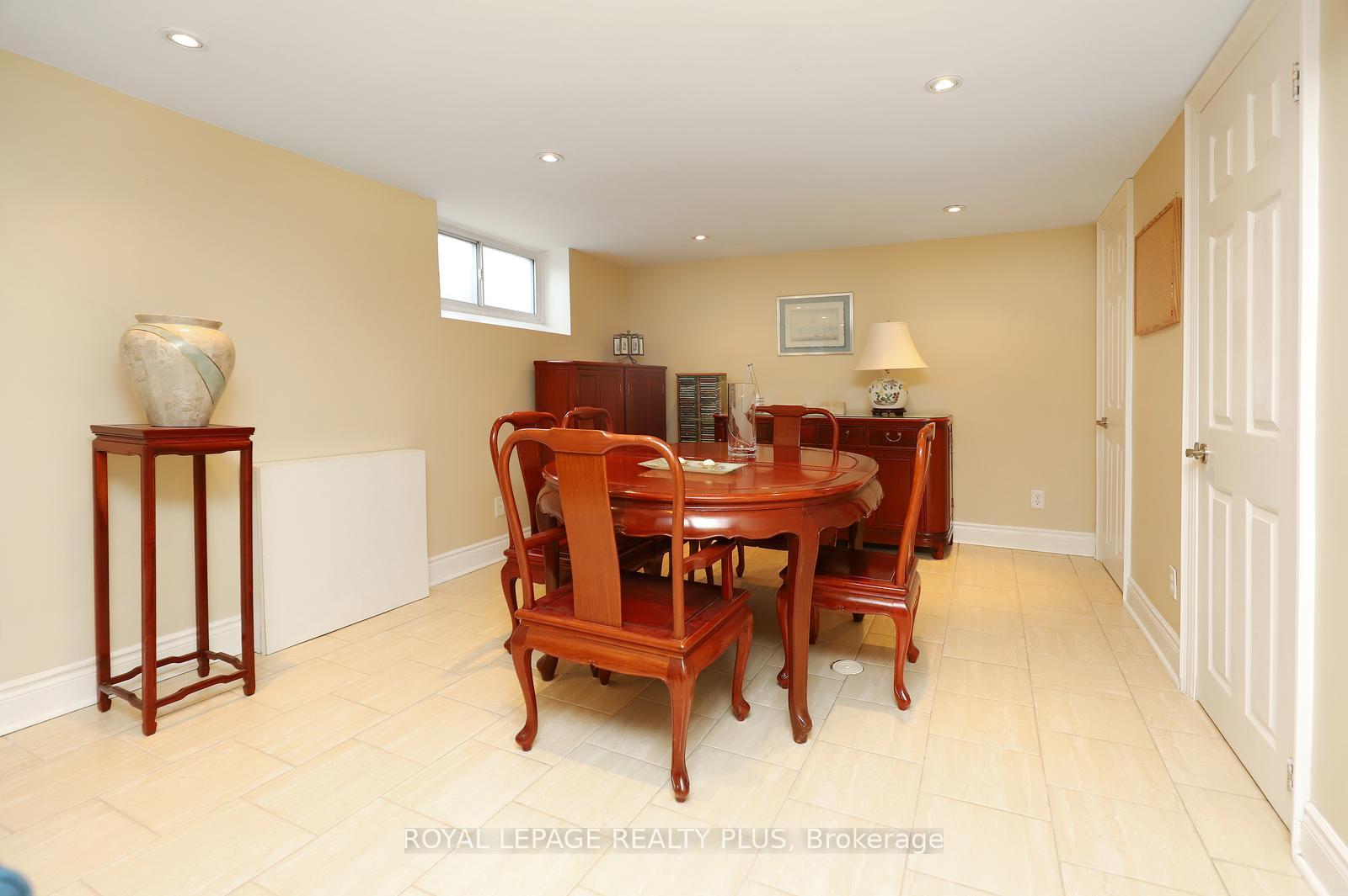 Photo 27 of 2694 Truscott Drive, Mississauga, Clarkson — HOMEH