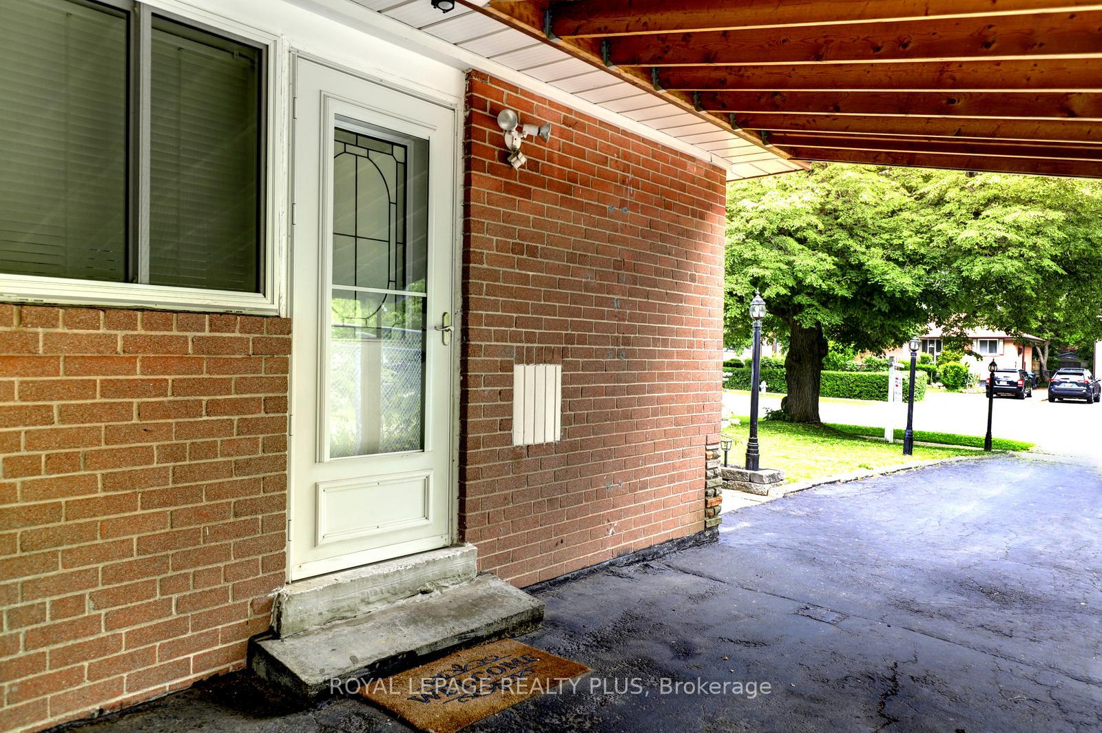 Photo 34 of 2694 Truscott Drive, Mississauga, Clarkson — HOMEH
