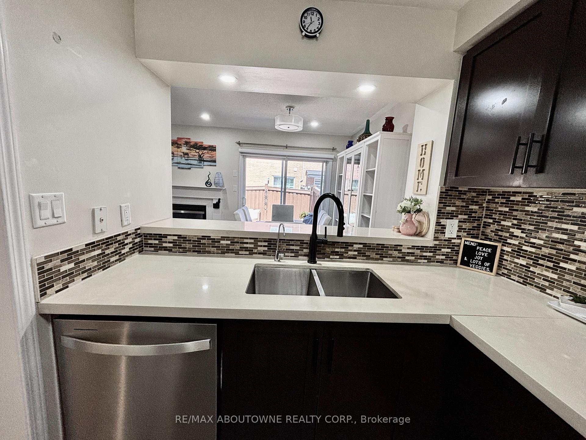 Photo 16 of 36 Van Fleet Terrace, Milton, Harrison — HOMEH