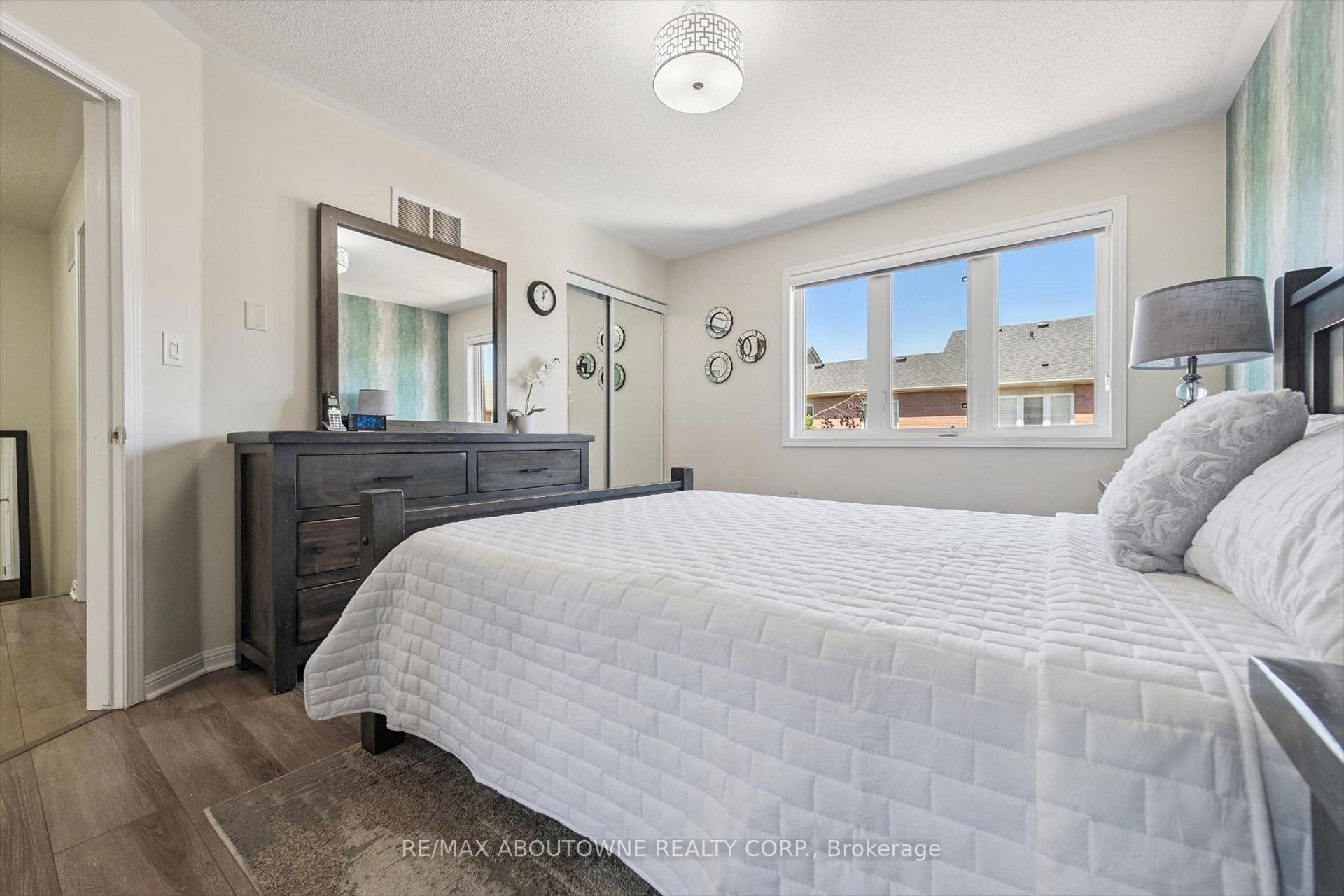 Photo 23 of 36 Van Fleet Terrace, Milton, Harrison — HOMEH