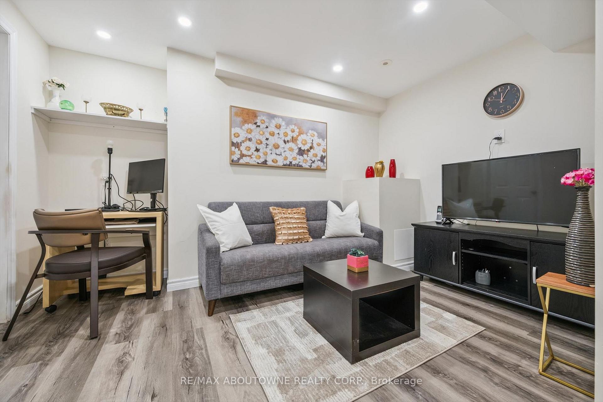 Photo 28 of 36 Van Fleet Terrace, Milton, Harrison — HOMEH