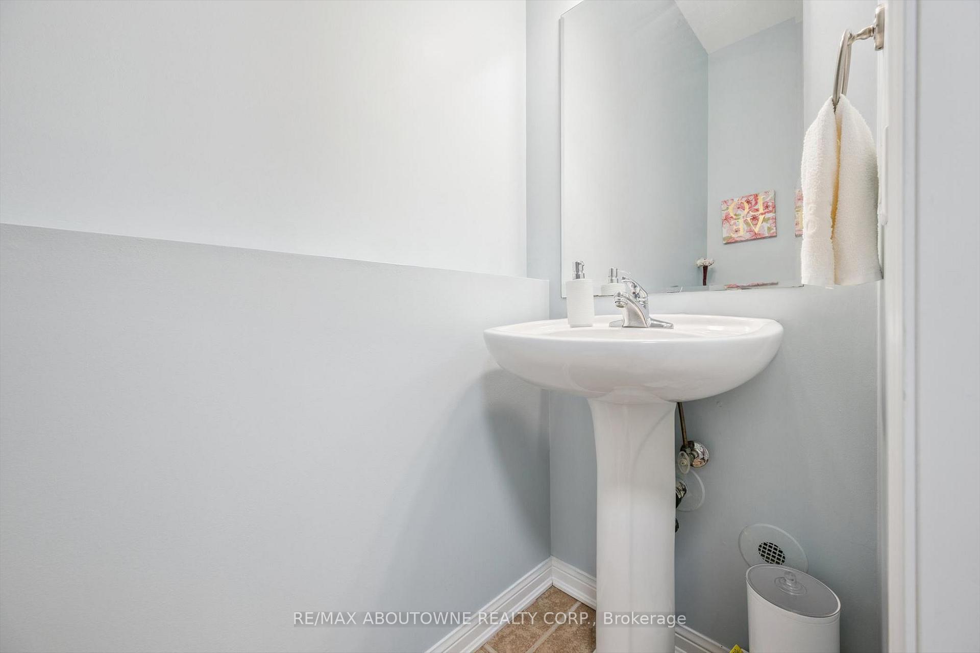 Photo 34 of 36 Van Fleet Terrace, Milton, Harrison — HOMEH
