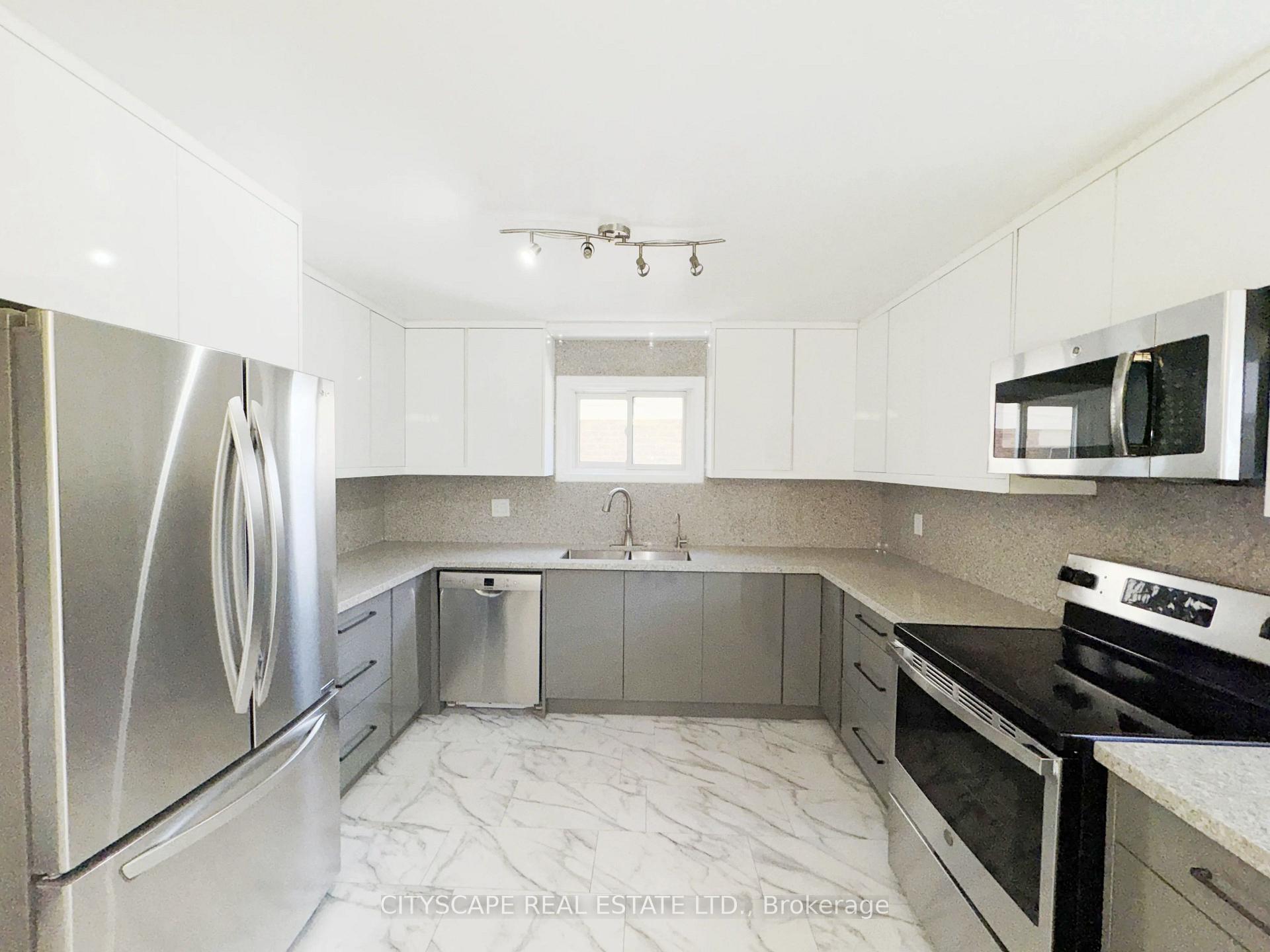 Photo 10 of 3 Gervais Drive, Brampton, Fletcher's West — HOMEH
