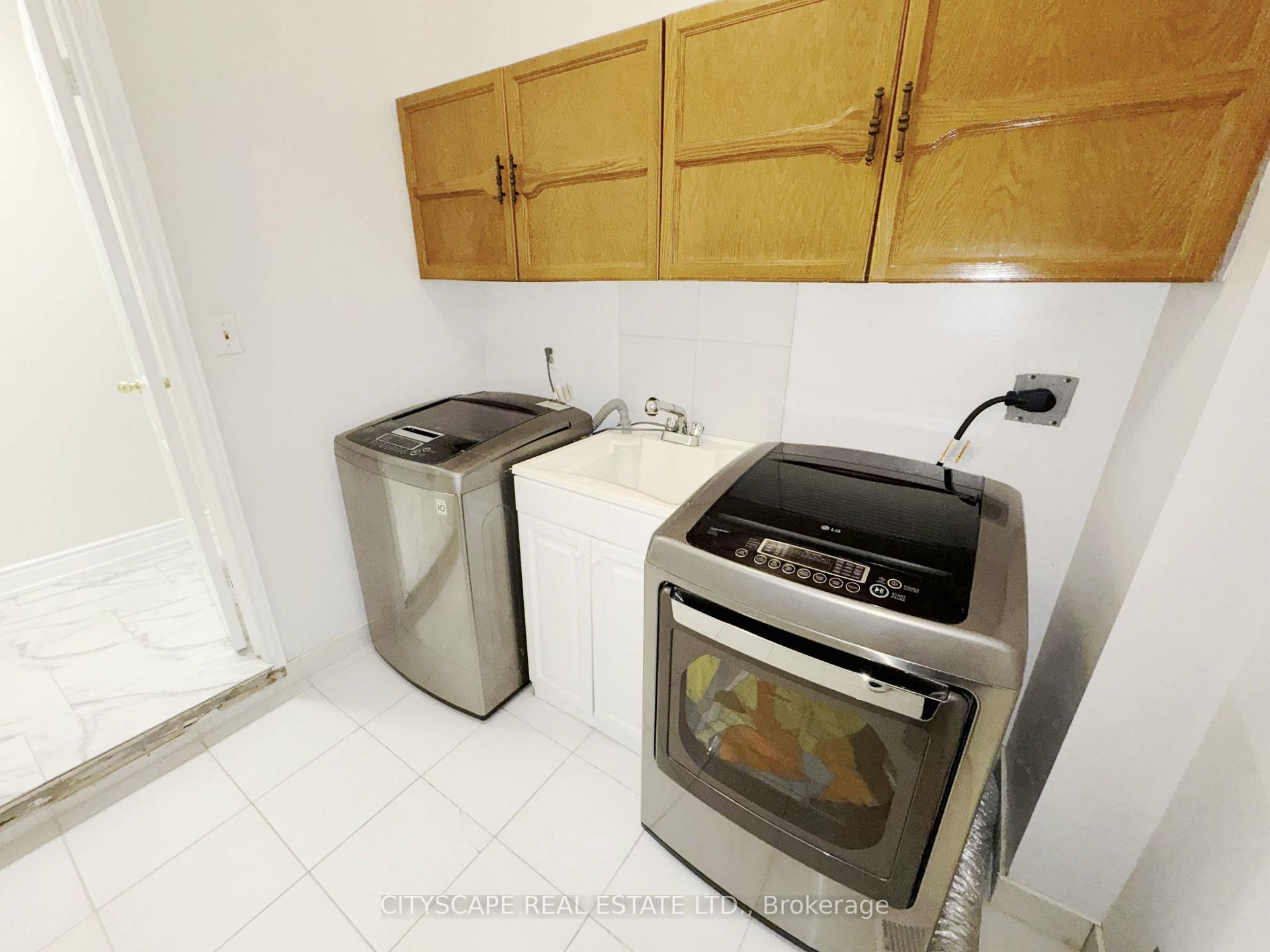 Photo 33 of 3 Gervais Drive, Brampton, Fletcher's West — HOMEH