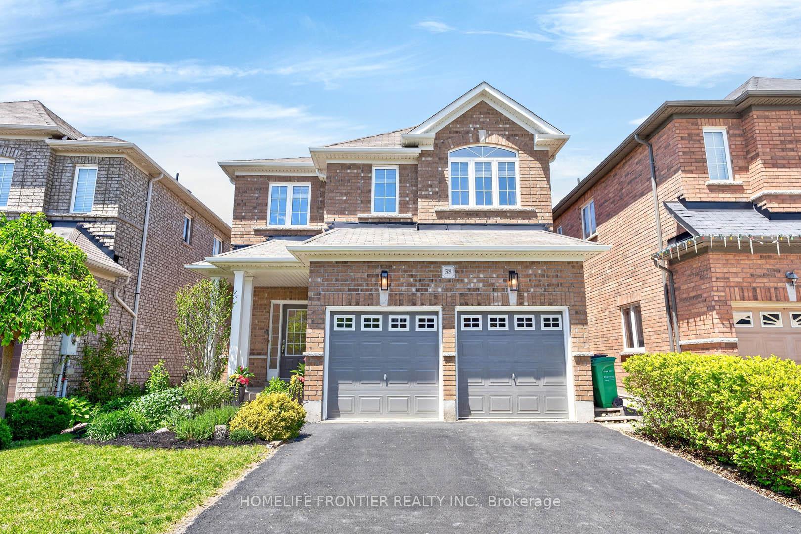 Photo 2 of 38 Templeton Court, Brampton, Bram East — HOMEH