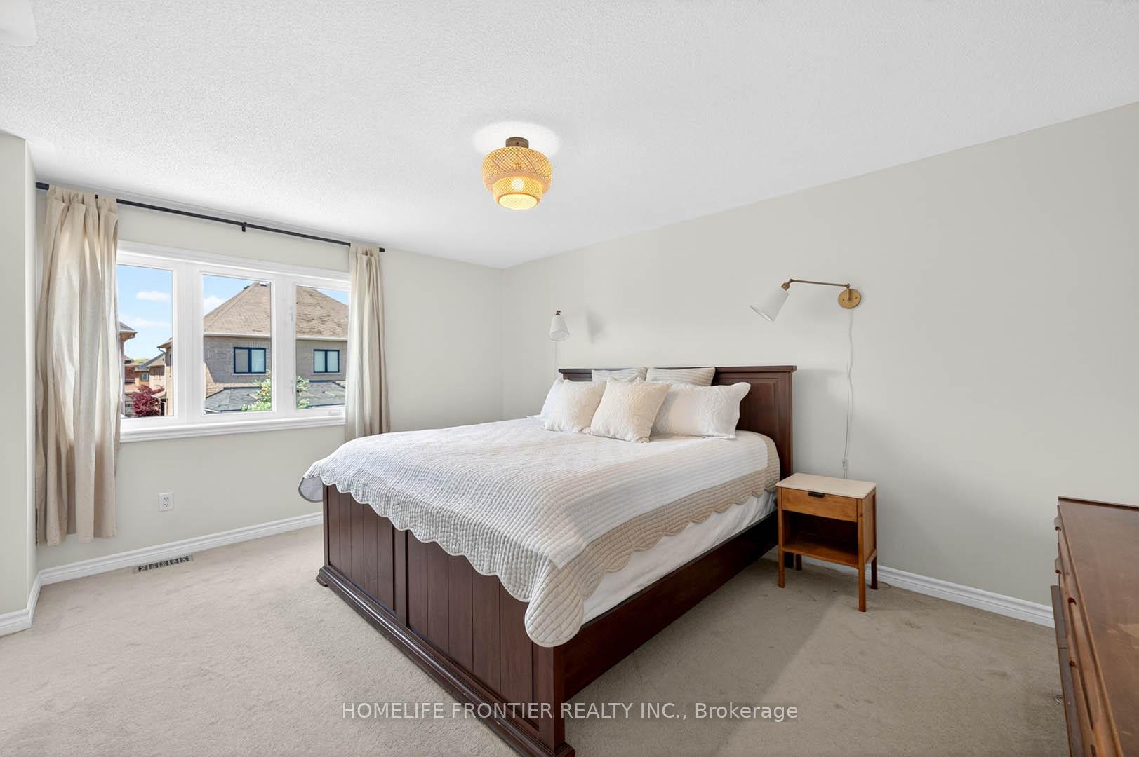 Photo 15 of 38 Templeton Court, Brampton, Bram East — HOMEH