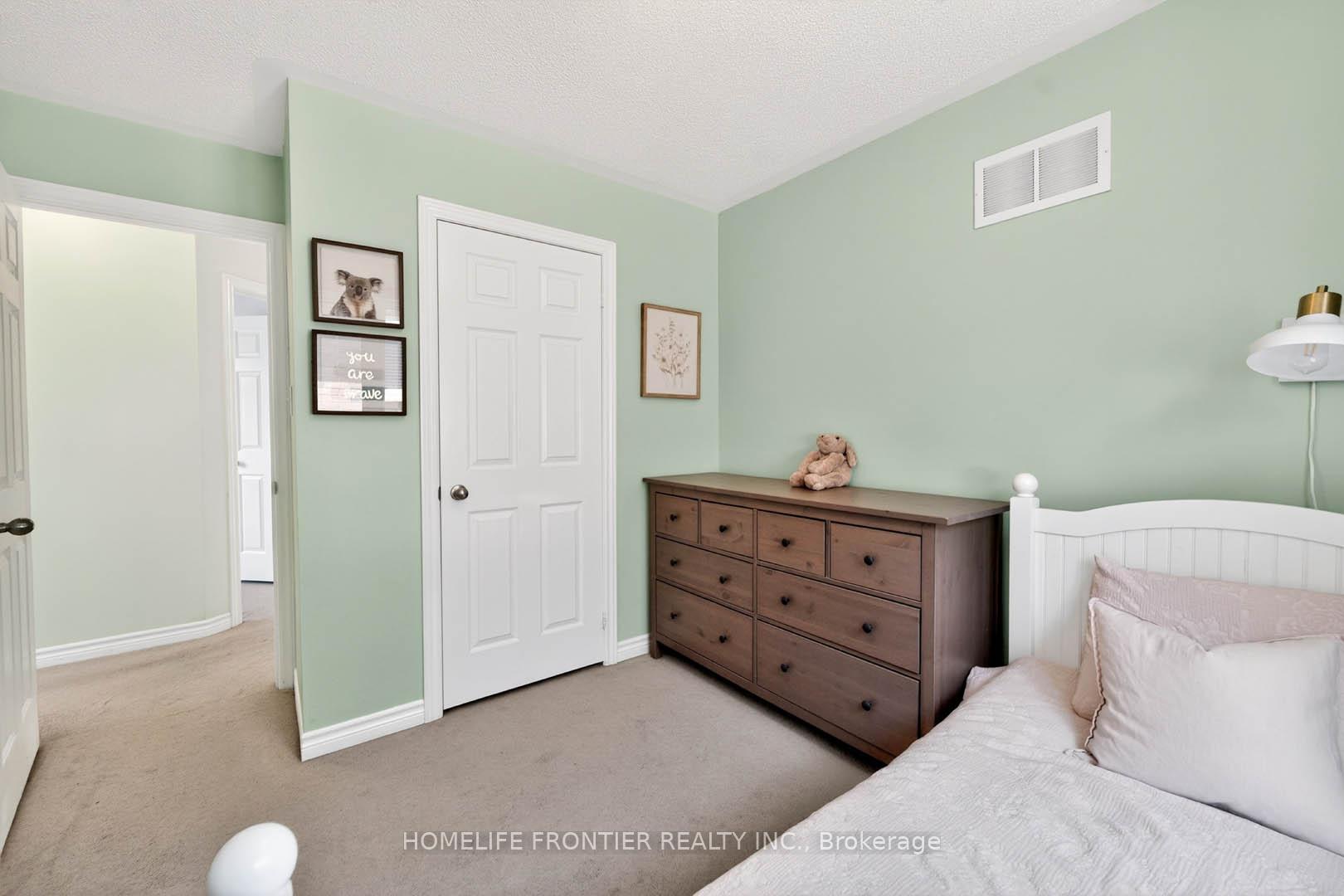Photo 21 of 38 Templeton Court, Brampton, Bram East — HOMEH