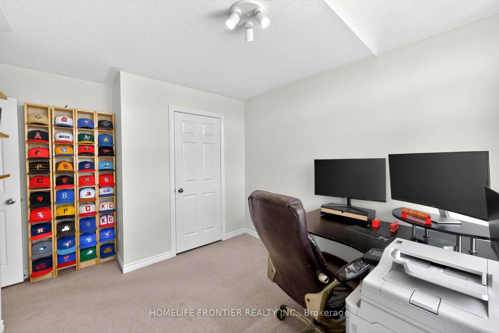 Photo 24 of 38 Templeton Court, Brampton, Bram East — HOMEH