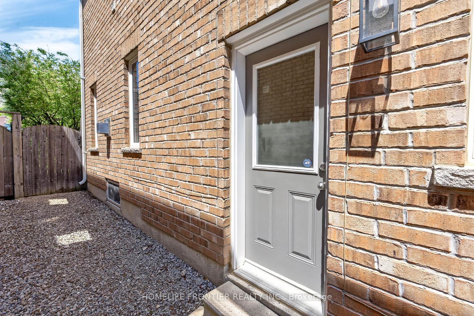 Photo 27 of 38 Templeton Court, Brampton, Bram East — HOMEH