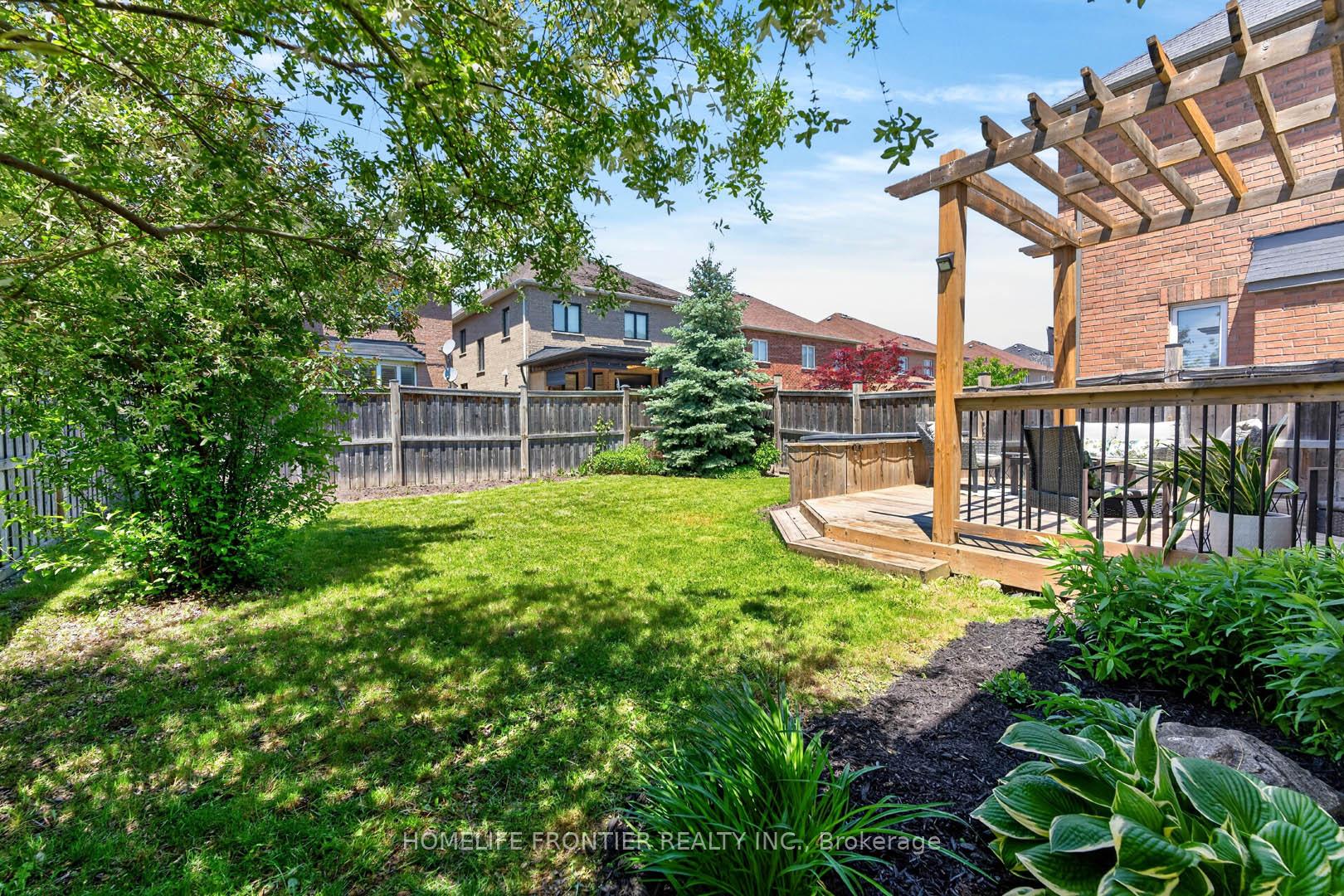 Photo 39 of 38 Templeton Court, Brampton, Bram East — HOMEH