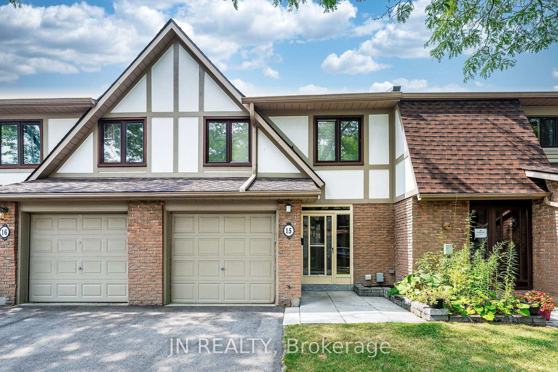 Photo 1 of 15 Gatwick Lane, Brampton, Northgate — HOMEH