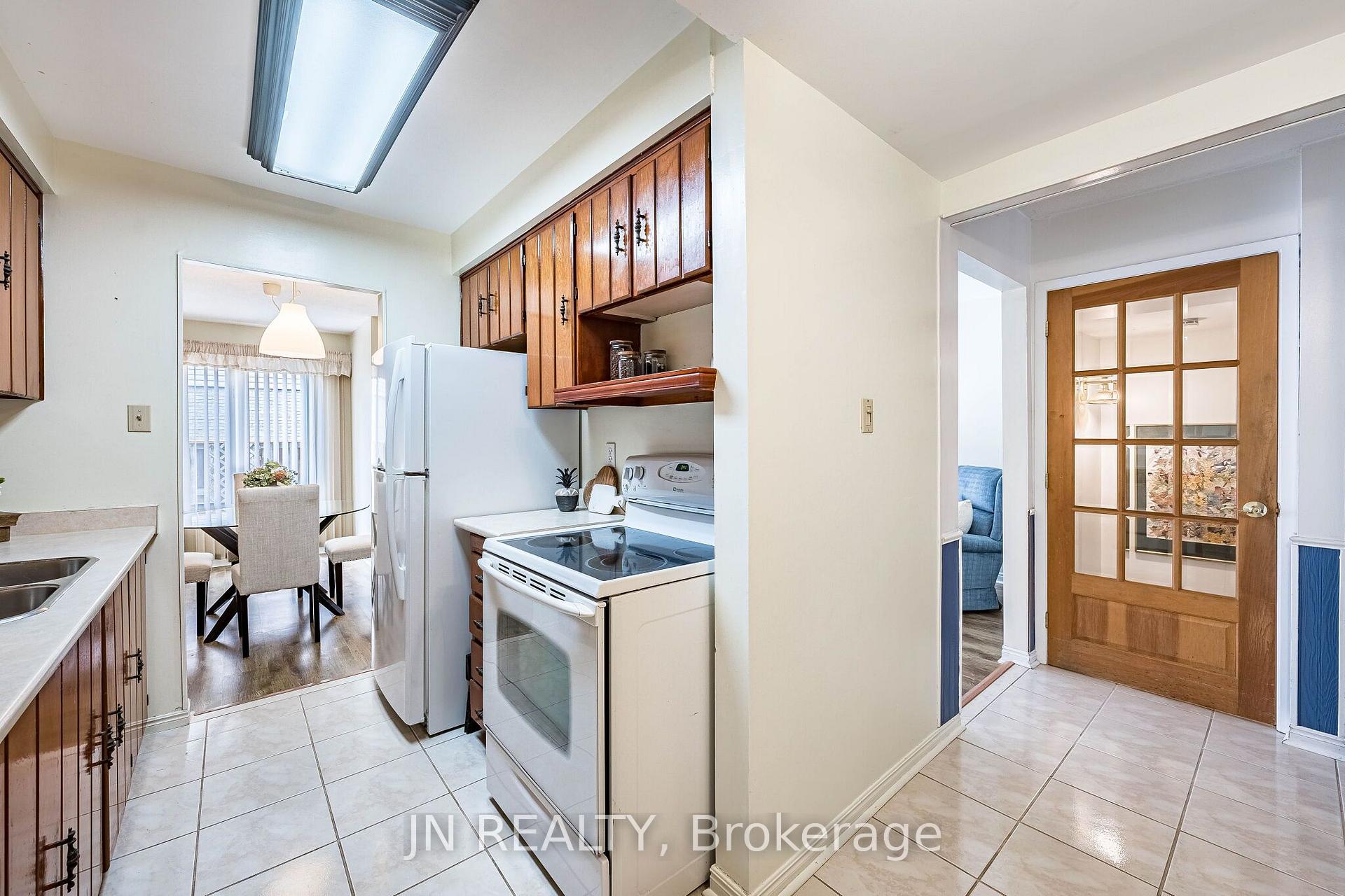 Photo 21 of 15 Gatwick Lane, Brampton, Northgate — HOMEH