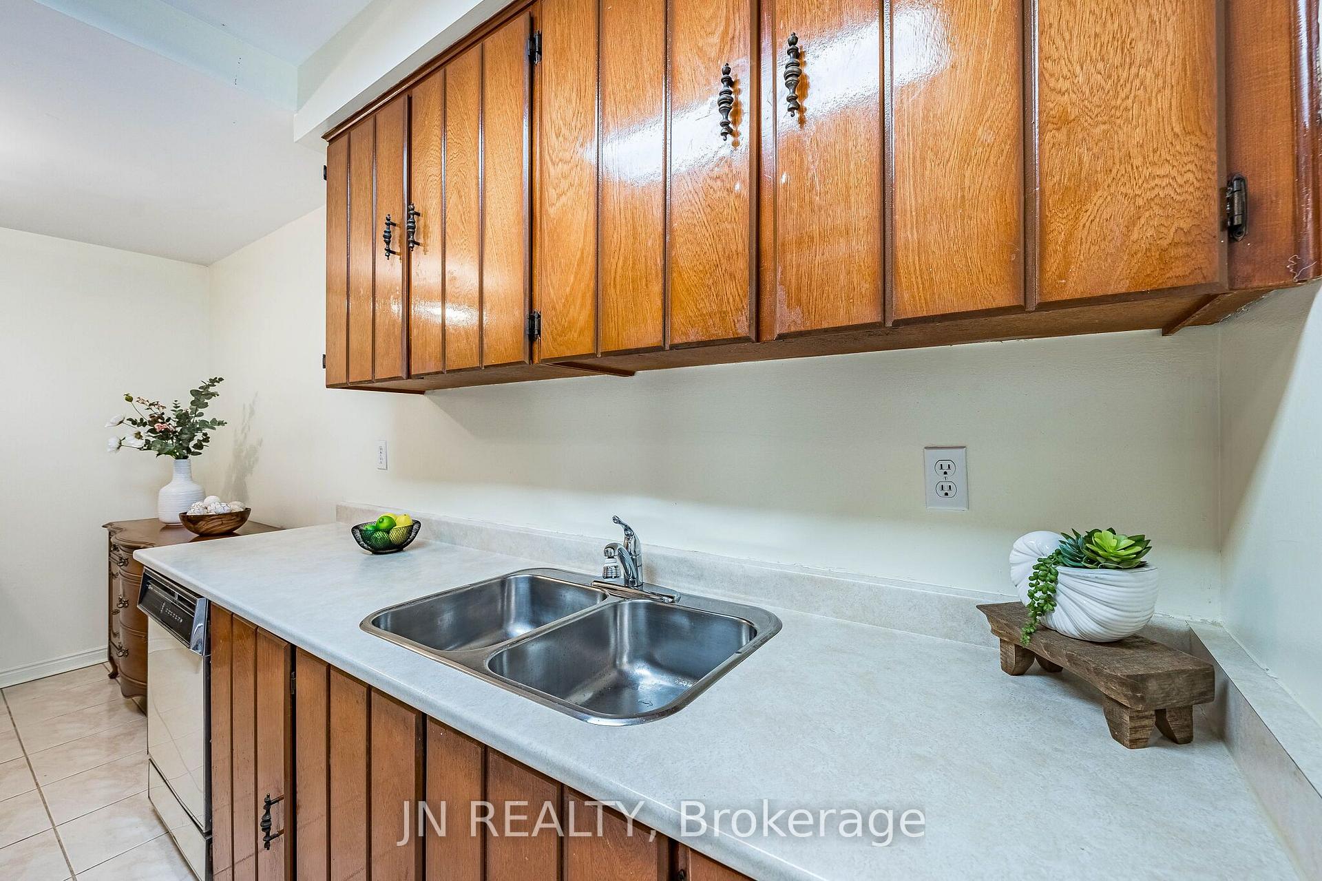 Photo 24 of 15 Gatwick Lane, Brampton, Northgate — HOMEH