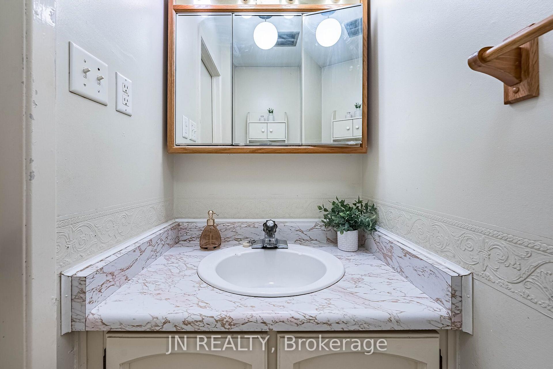 Photo 25 of 15 Gatwick Lane, Brampton, Northgate — HOMEH
