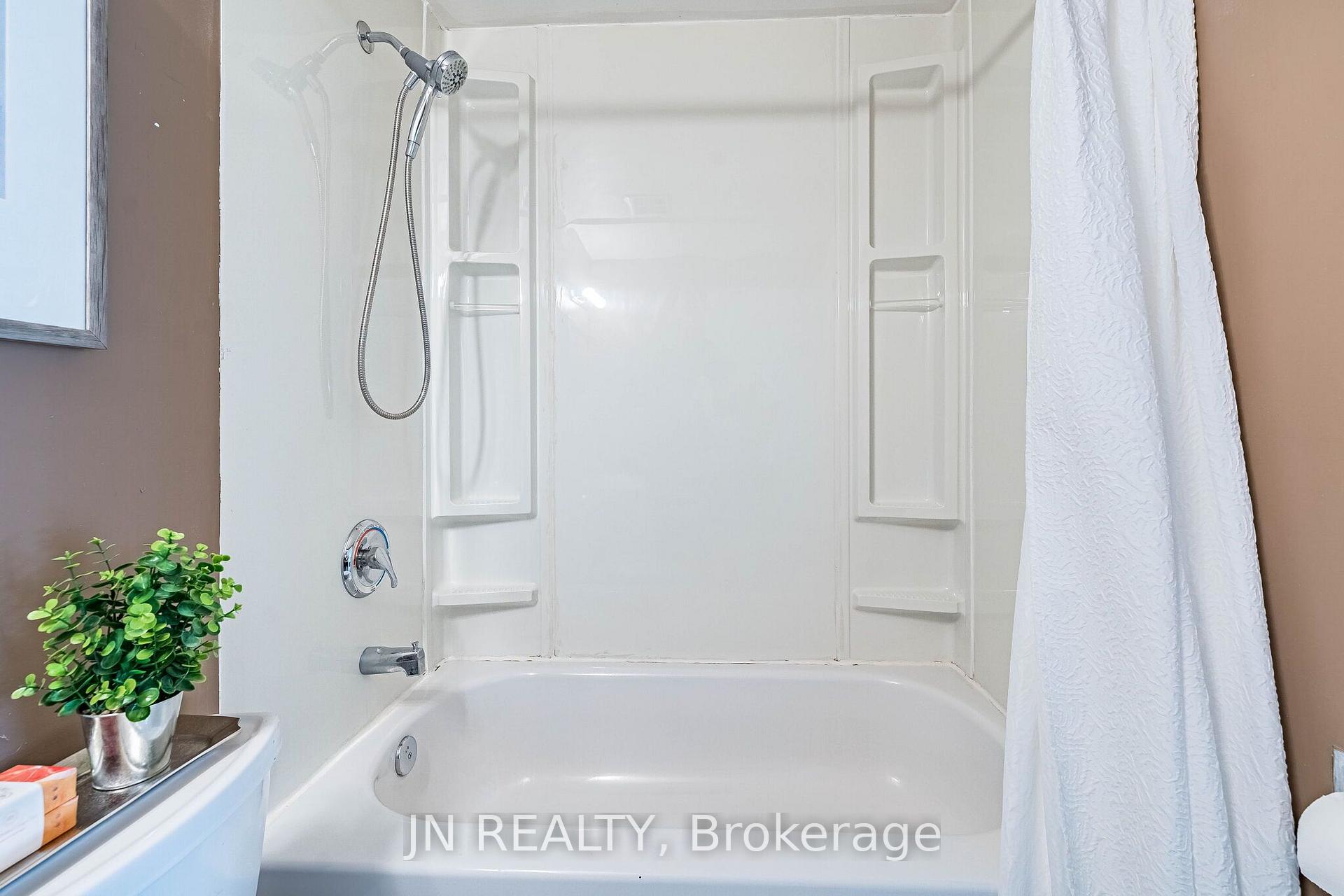 Photo 38 of 15 Gatwick Lane, Brampton, Northgate — HOMEH