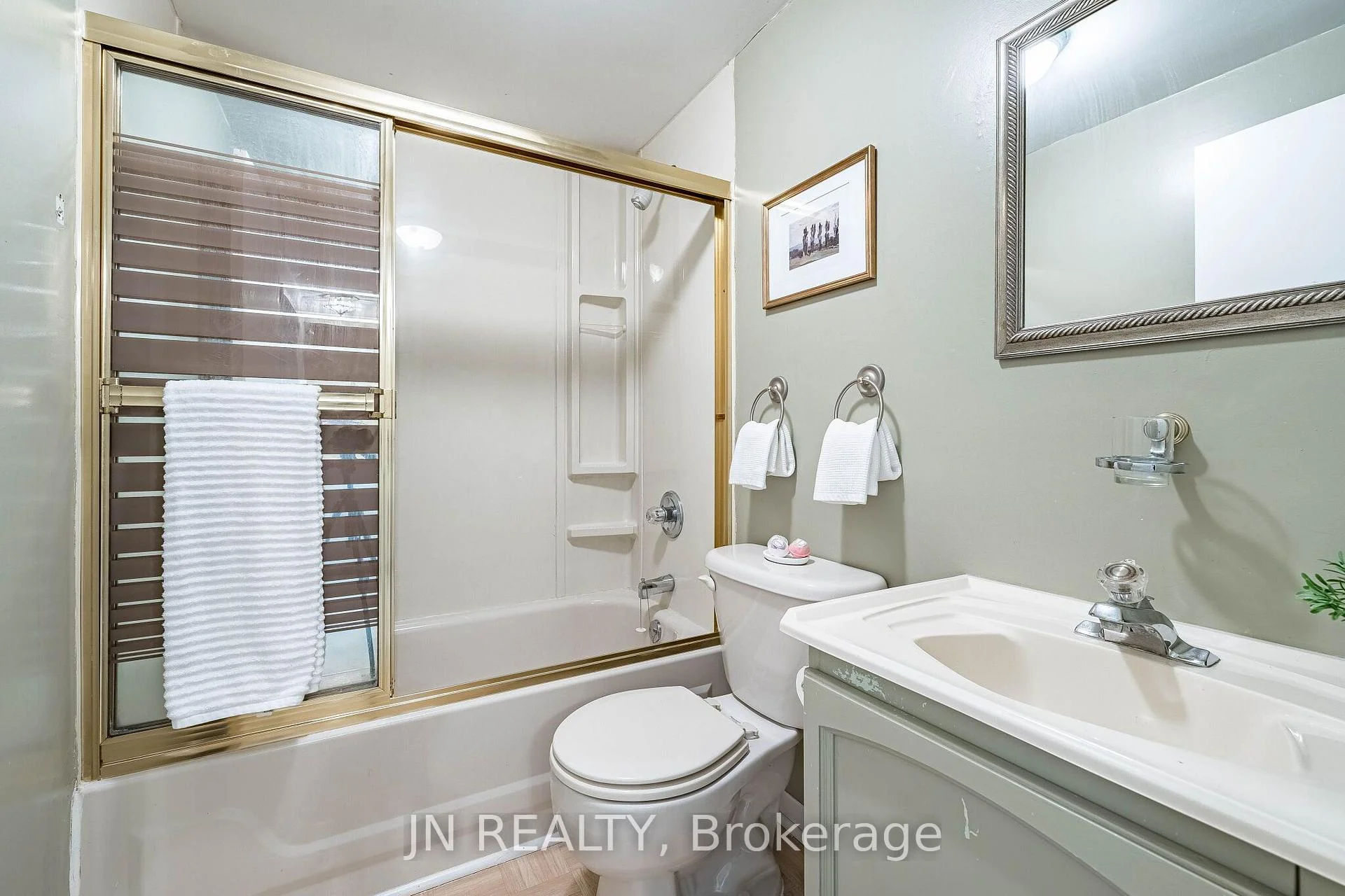 Photo 43 of 15 Gatwick Lane, Brampton, Northgate — HOMEH