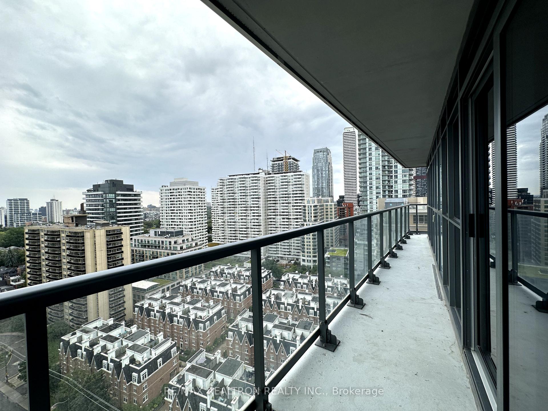 Photo 20 of Unit 2008, 125 Redpath Avenue, Toronto, Mount Pleasant West — HOMEH