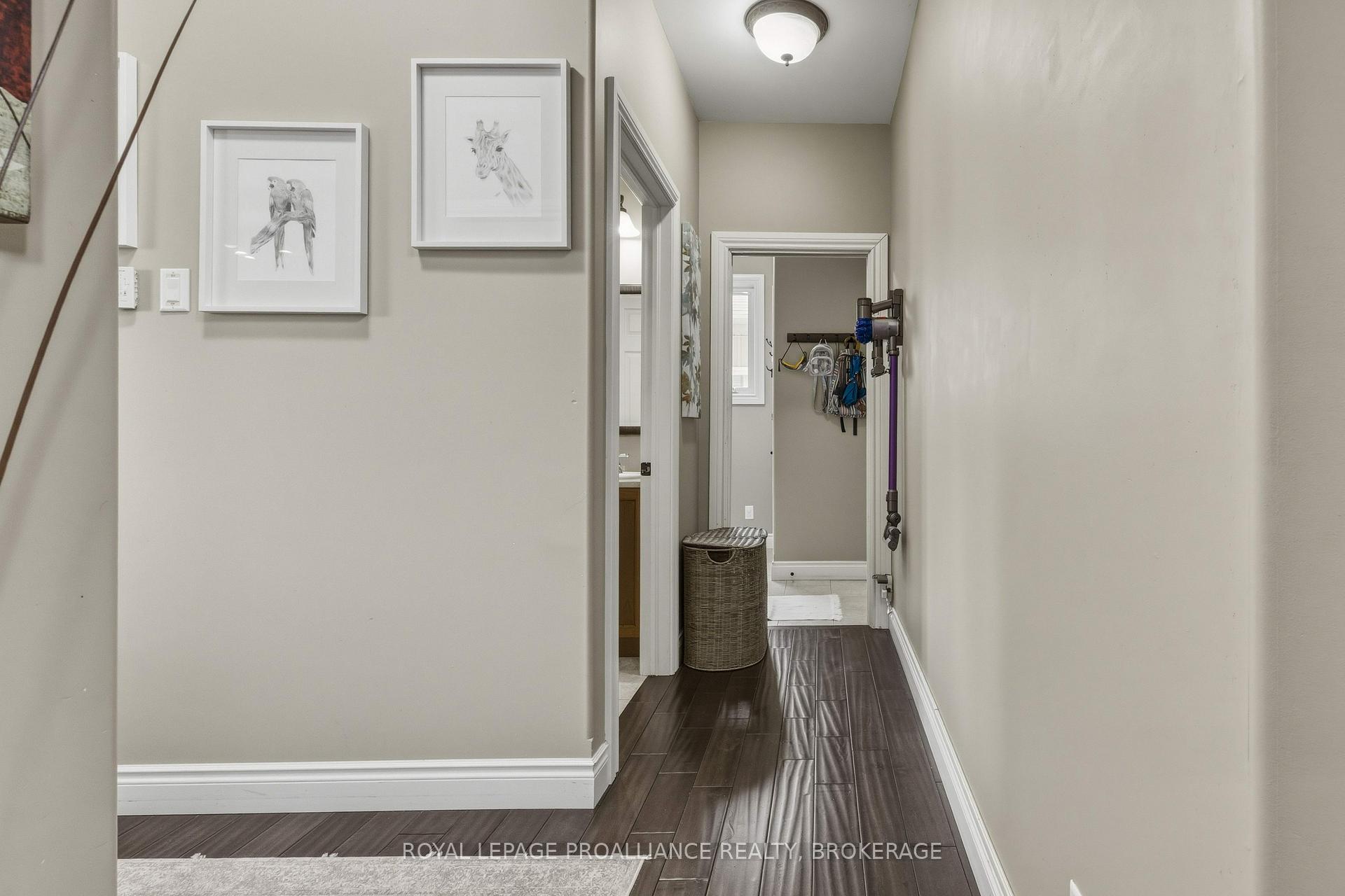 Photo 5 of 92 Windermere Boulevard, Loyalist, Bath — HOMEH