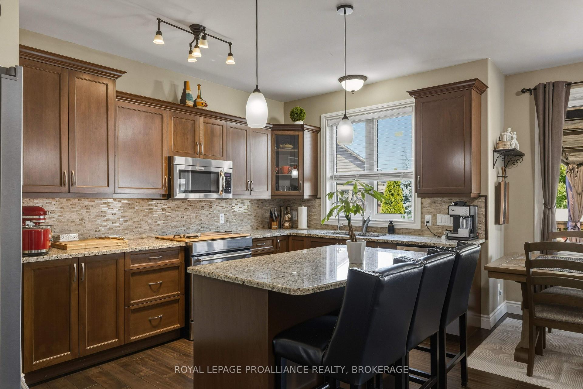 Photo 13 of 92 Windermere Boulevard, Loyalist, Bath — HOMEH
