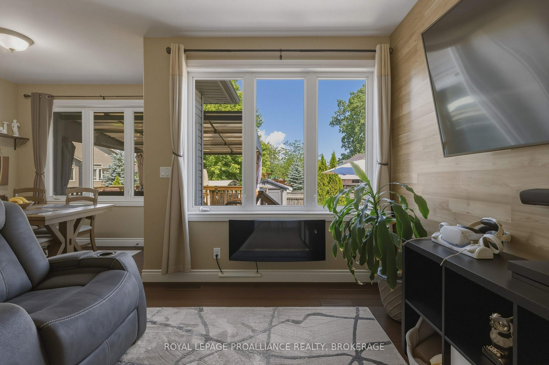 Photo 19 of 92 Windermere Boulevard, Loyalist, Bath — HOMEH