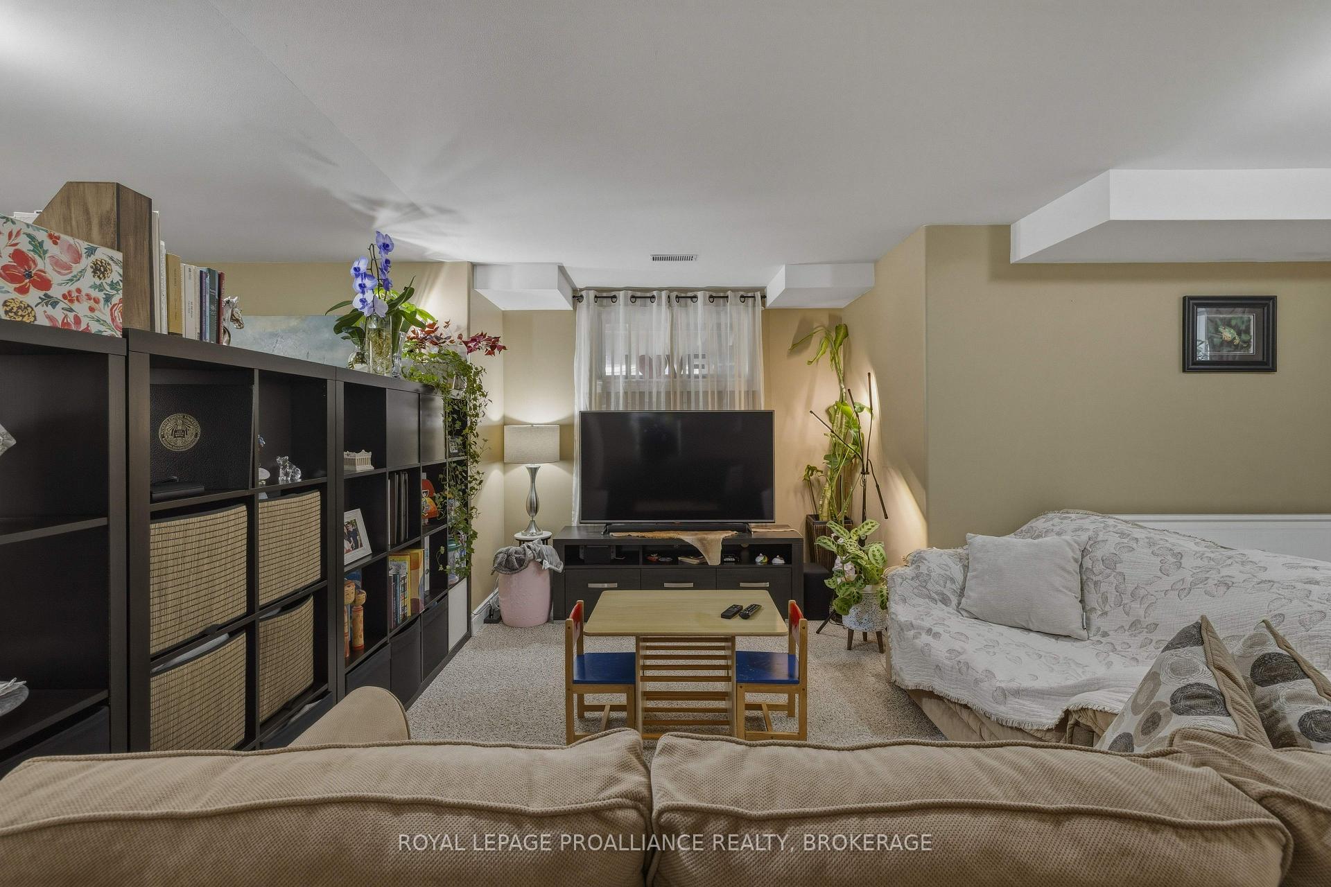 Photo 35 of 92 Windermere Boulevard, Loyalist, Bath — HOMEH