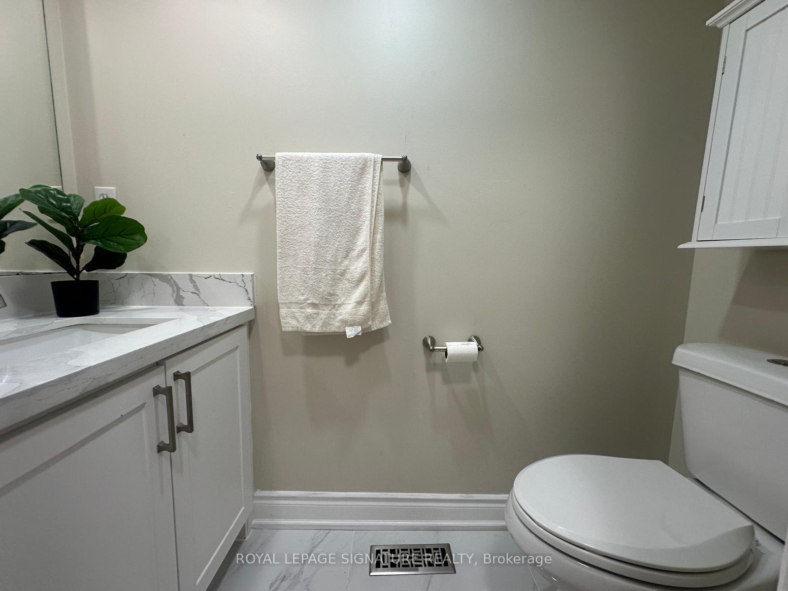 Photo 10 of 28 Pompano Place, Brampton, Bram East — HOMEH