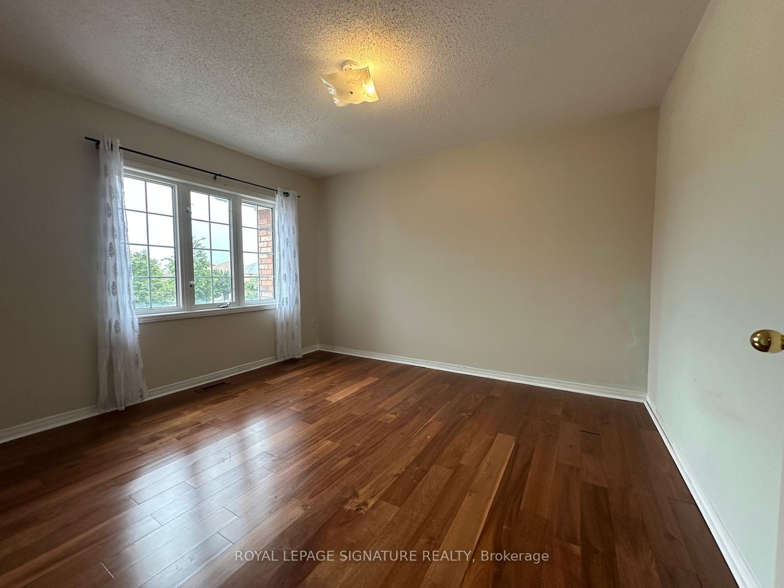 Photo 17 of 28 Pompano Place, Brampton, Bram East — HOMEH