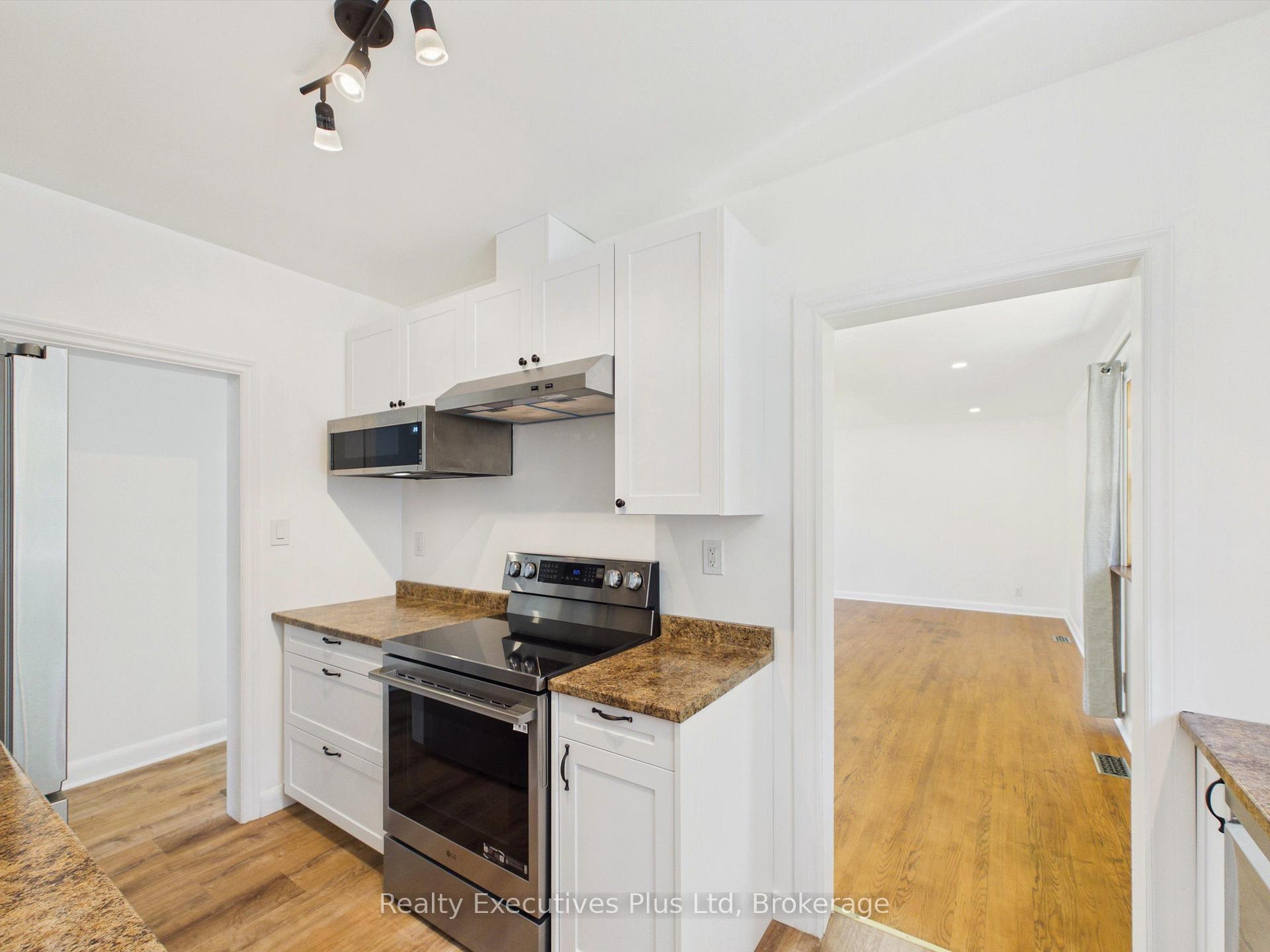 Photo 17 of 29 Queen Street, Sundridge — HOMEH
