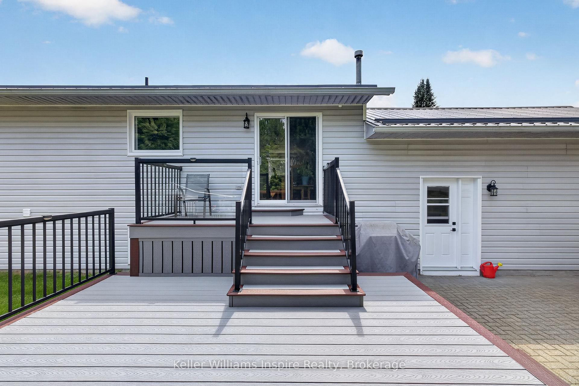 Photo 8 of 12 Jamie Crescent, Petawawa, Petawawa — HOMEH