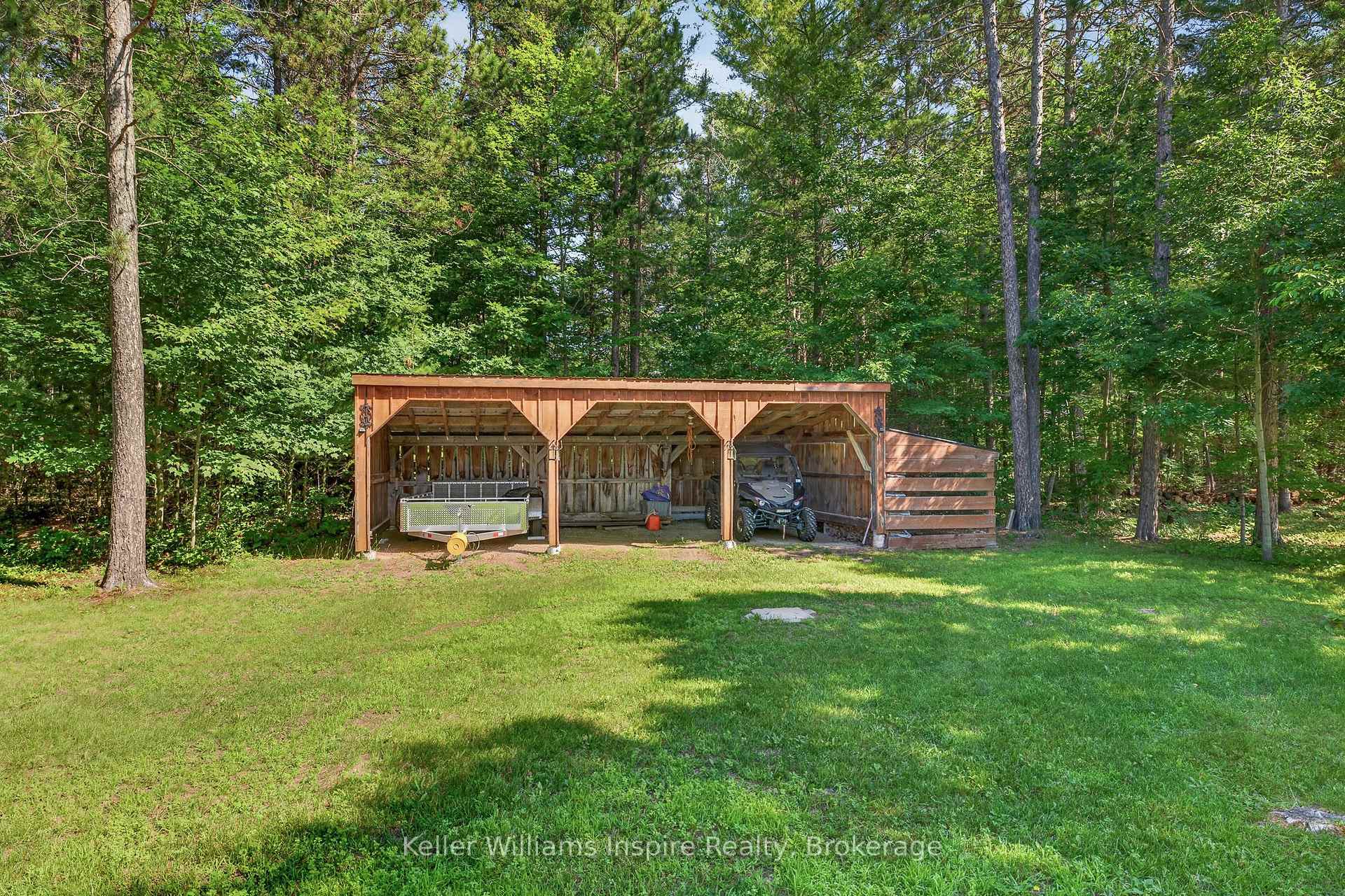 Photo 14 of 12 Jamie Crescent, Petawawa, Petawawa — HOMEH