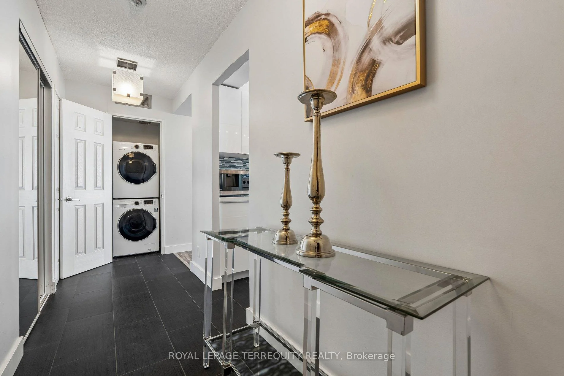 Photo 25 of Unit 906, 18 Lee Centre Drive, Scarborough, Woburn — HOMEH