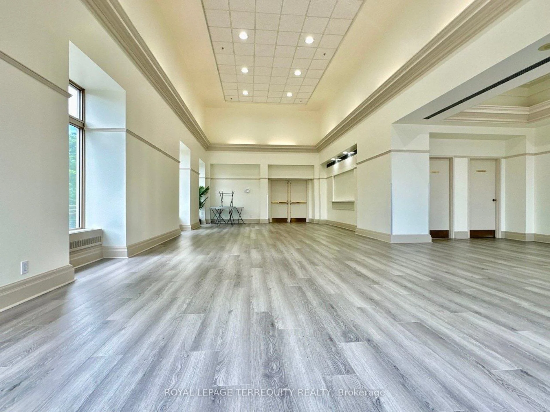 Photo 34 of Unit 906, 18 Lee Centre Drive, Scarborough, Woburn — HOMEH