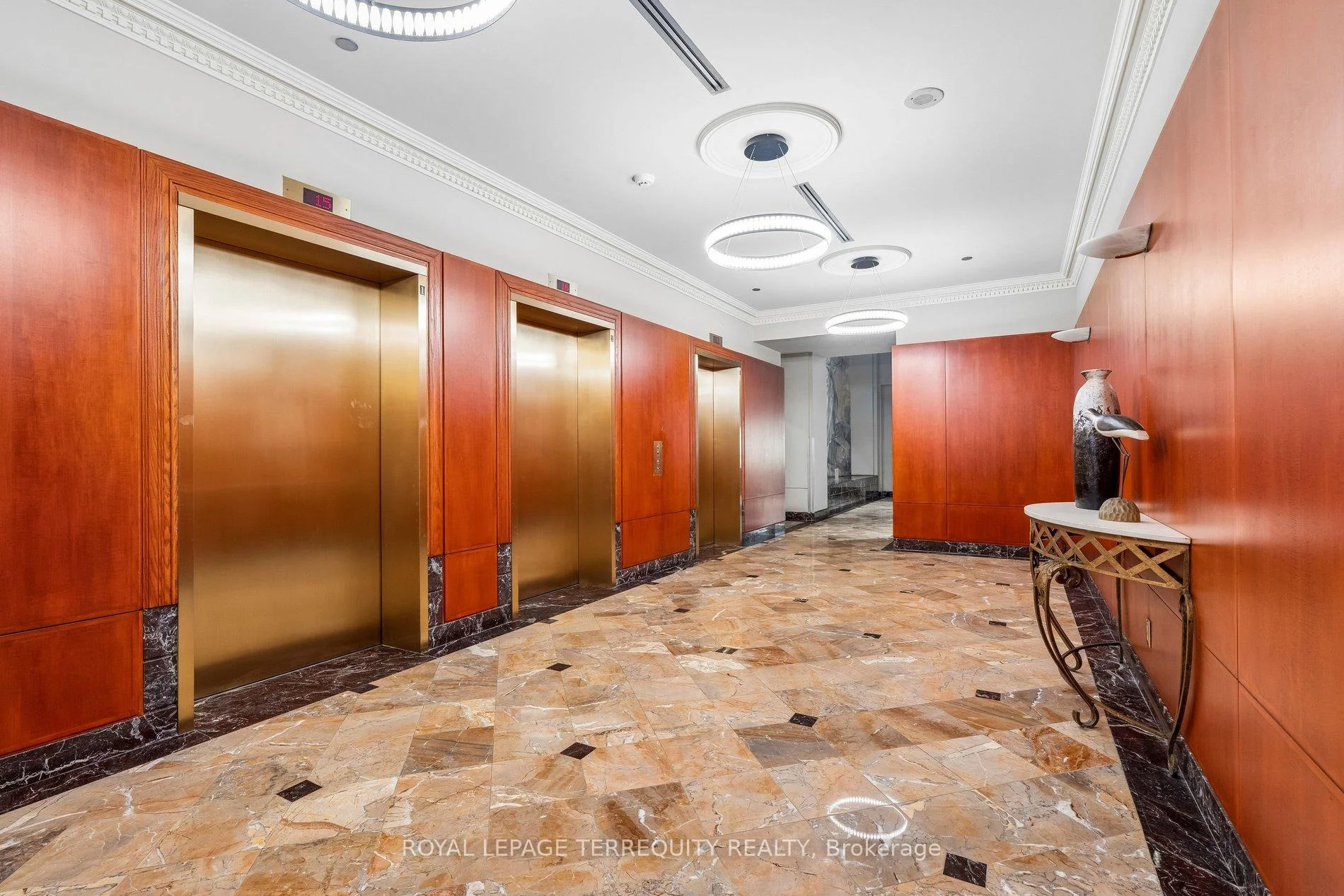Photo 38 of Unit 906, 18 Lee Centre Drive, Scarborough, Woburn — HOMEH
