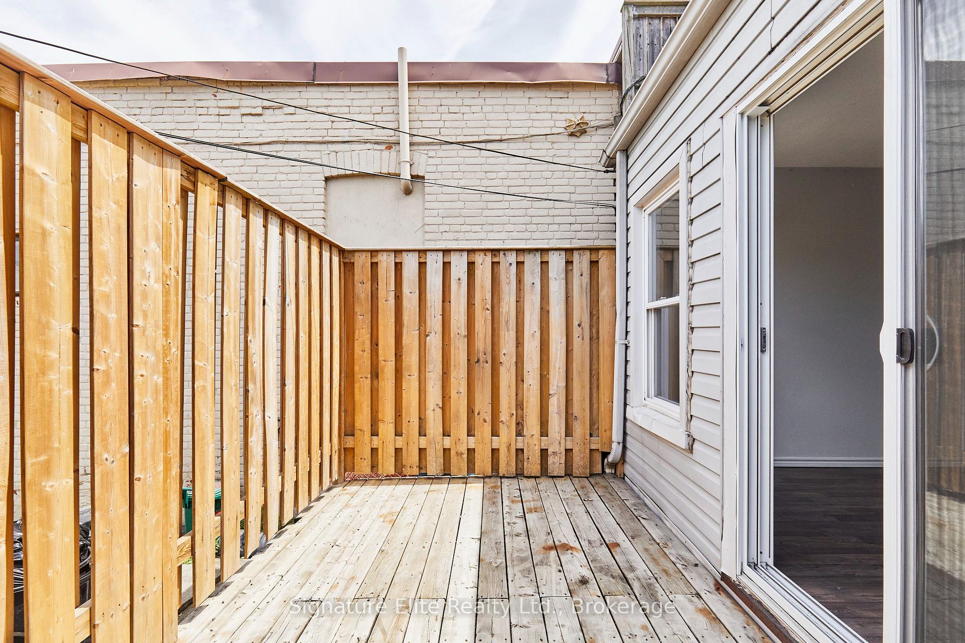 Photo 11 of Unit 3, 363 Barton Street E, Hamilton, Landsdale — HOMEH
