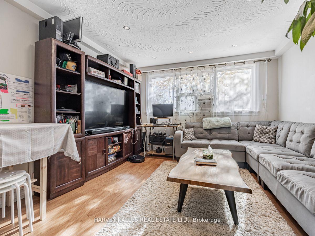 Photo 3 of 6 Carrington Avenue, Toronto, Caledonia-Fairbank — HOMEH