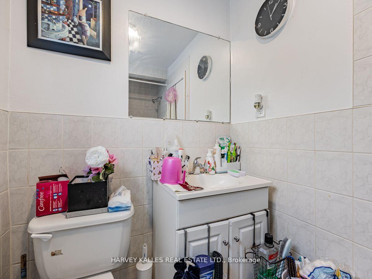 Photo 16 of 6 Carrington Avenue, Toronto, Caledonia-Fairbank — HOMEH